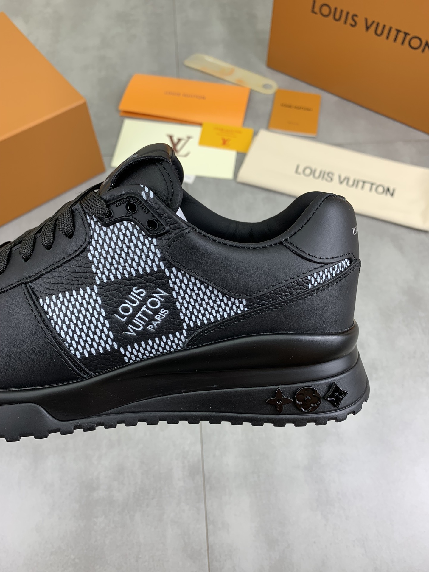 Louis Vuitton Men's Black Leather Run Away Sneakers Size EU 38-44 8 i1726417325 9931 7