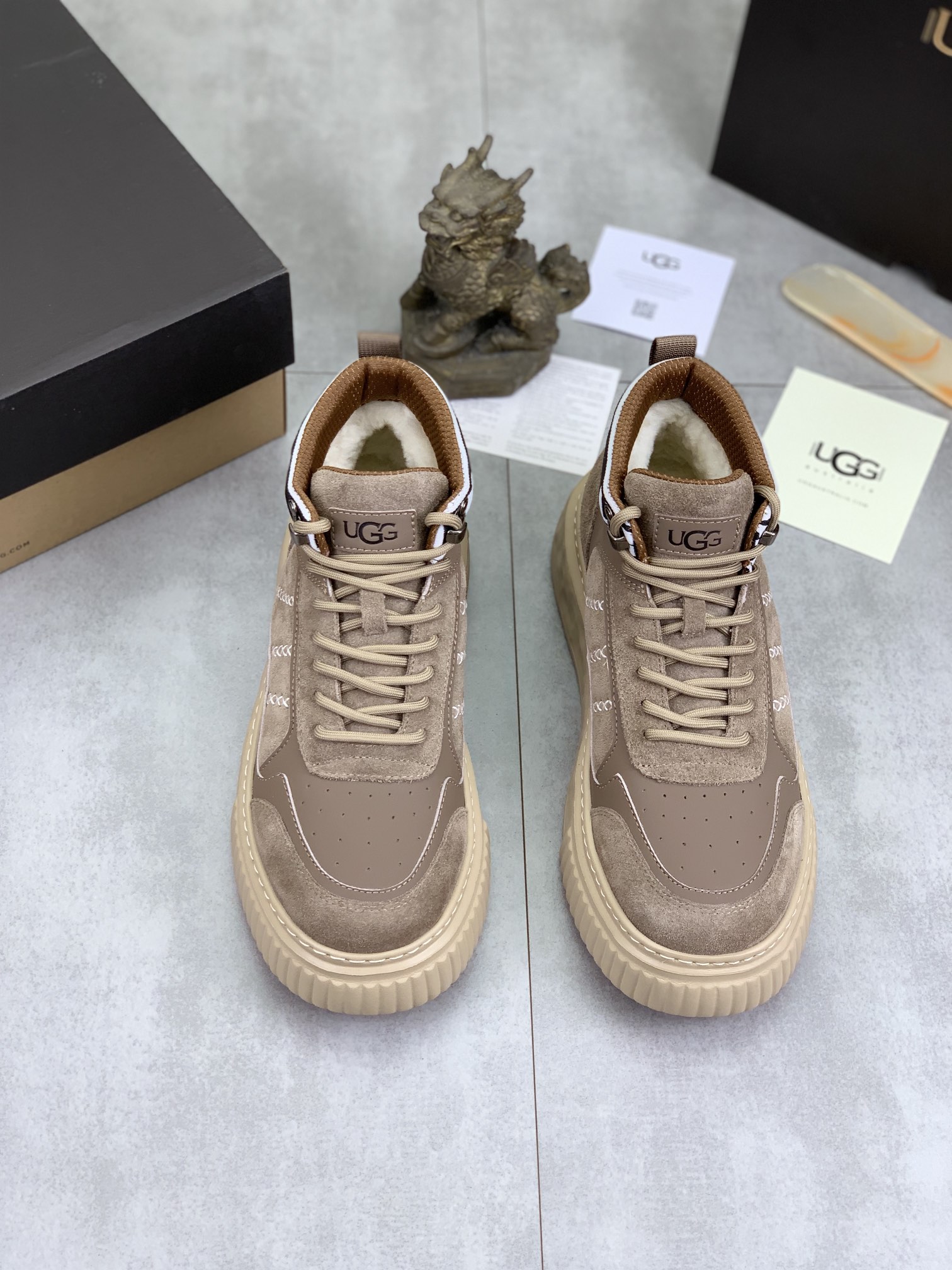 [UGG Men