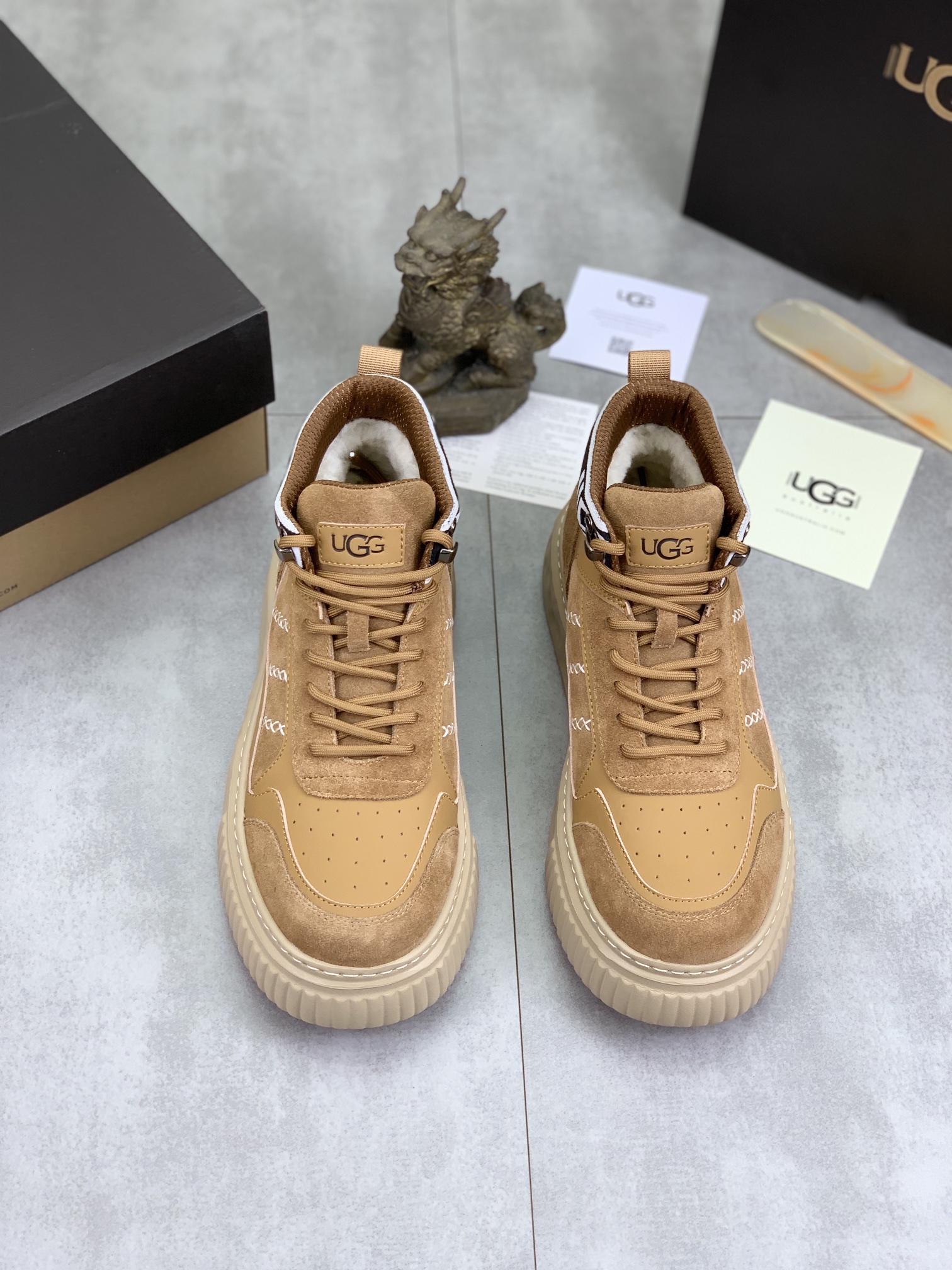 [UGG Men