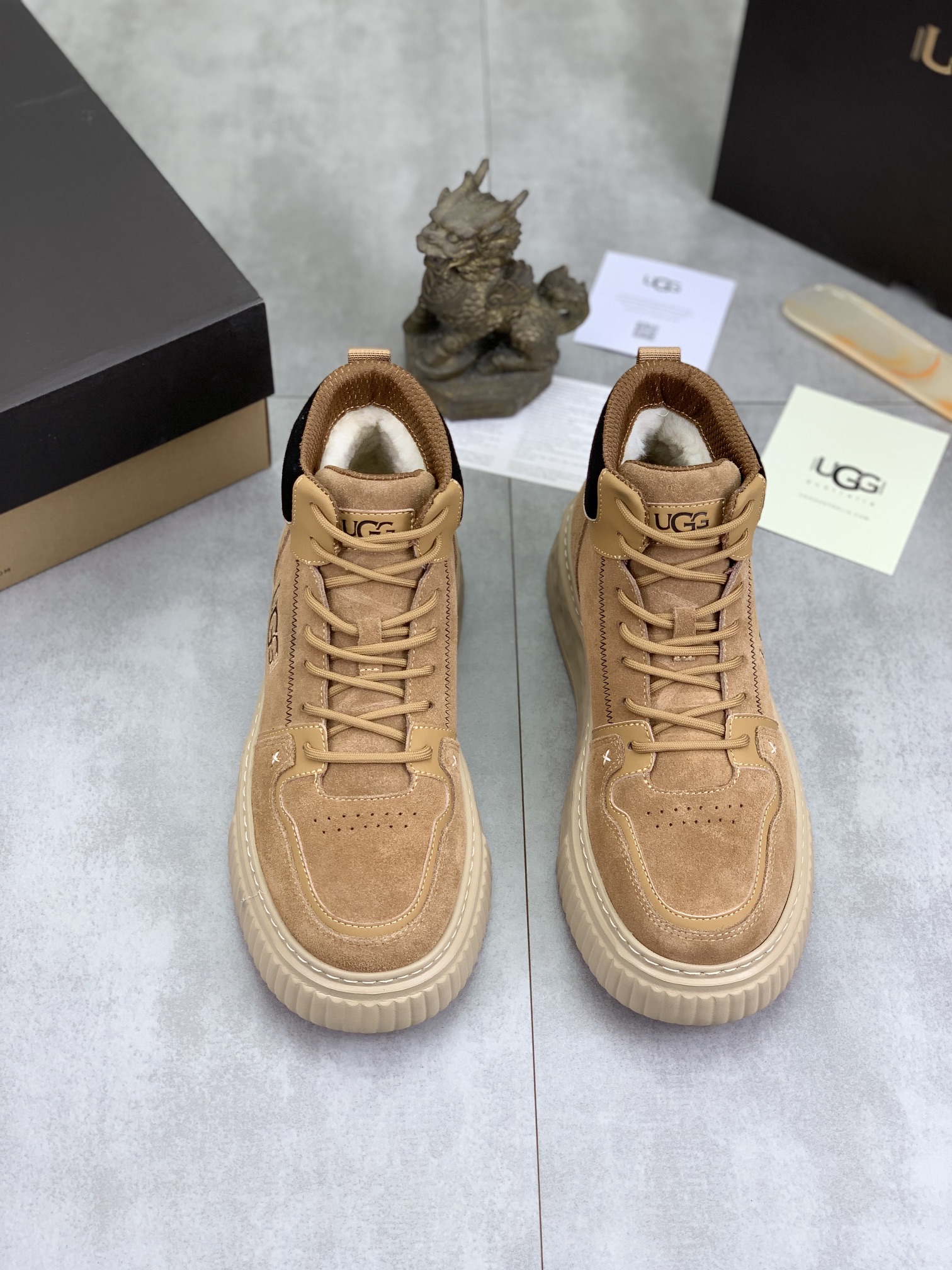 [UGG Men