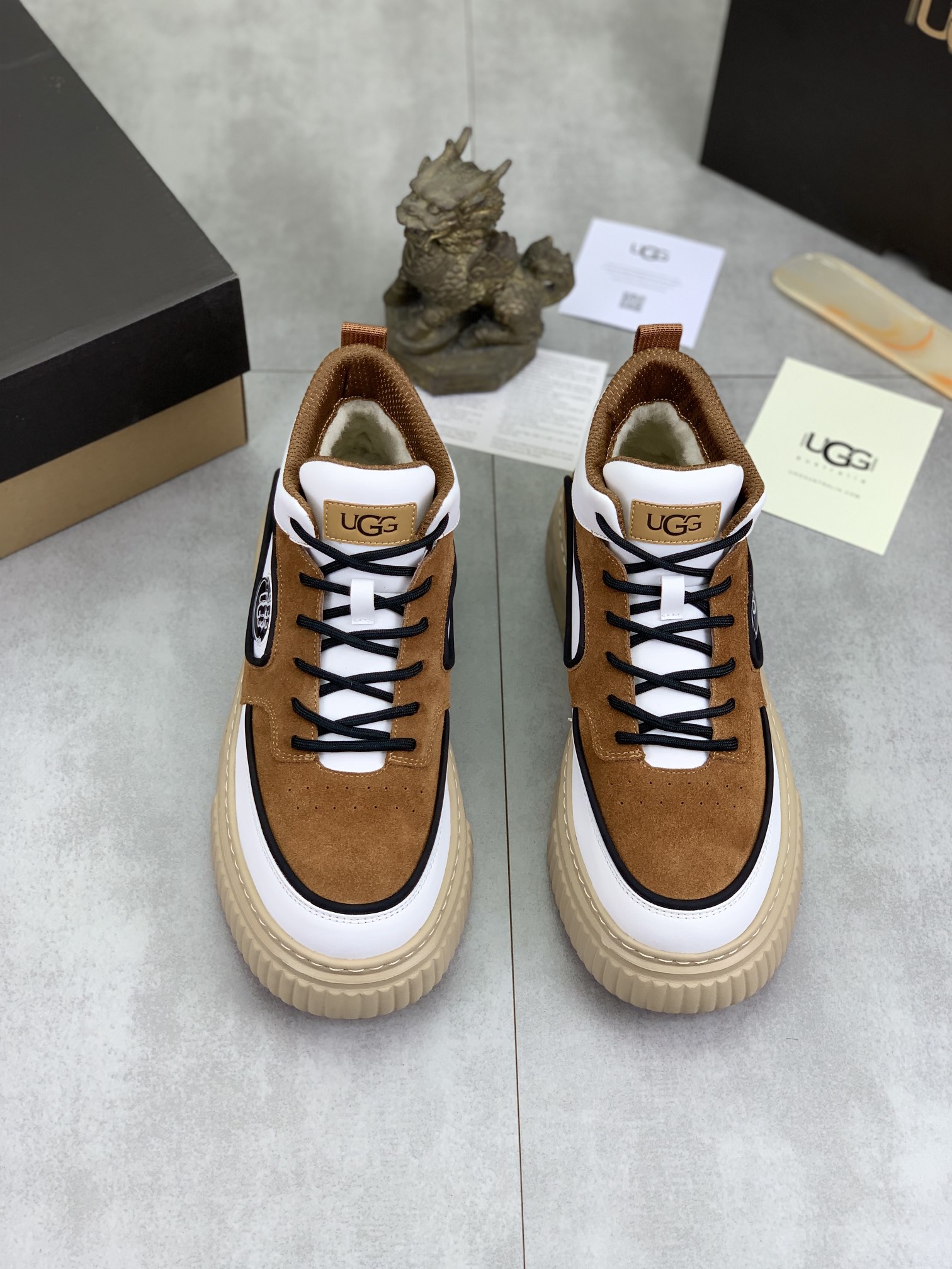 [UGG Men