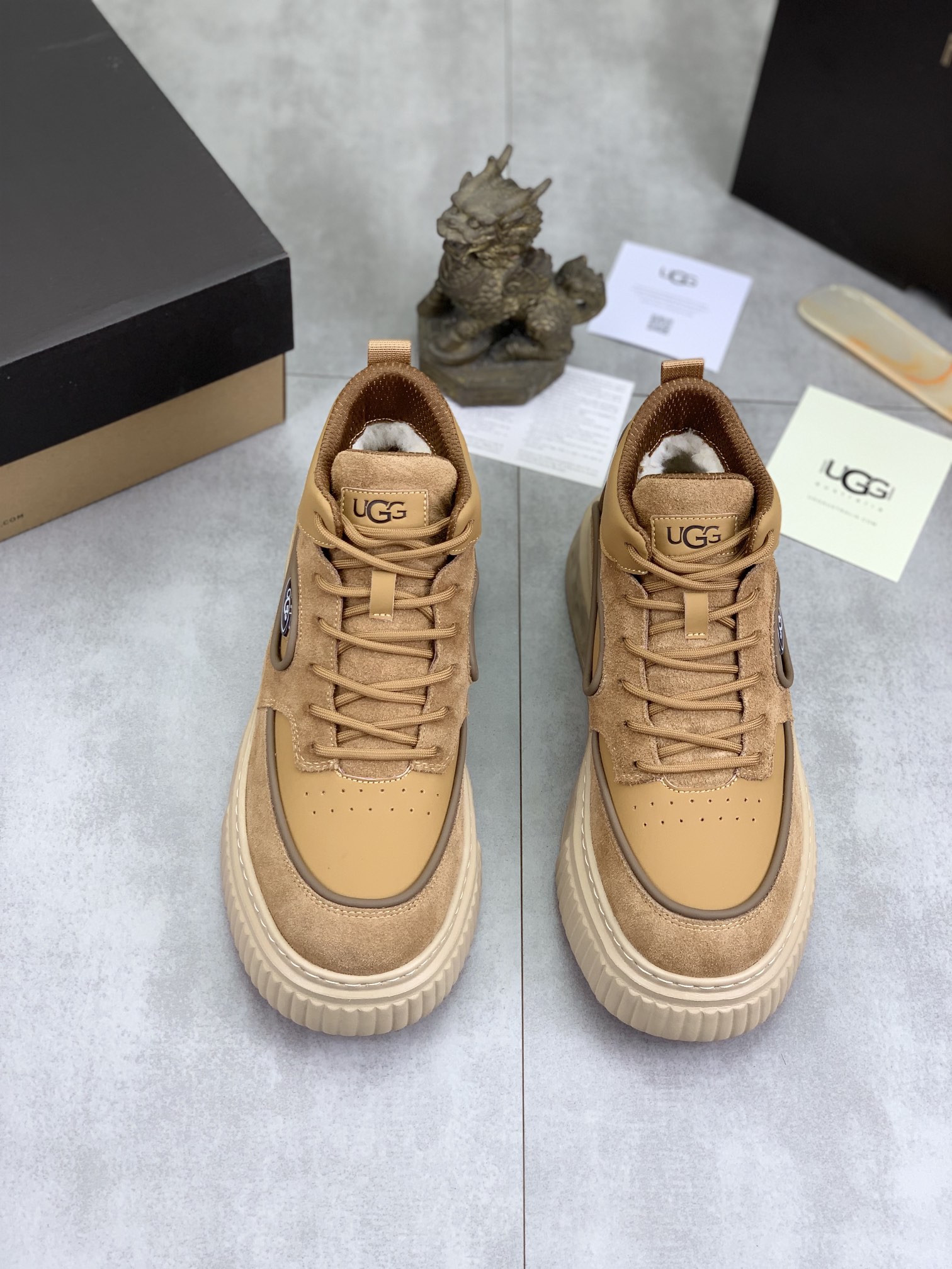 [UGG Men