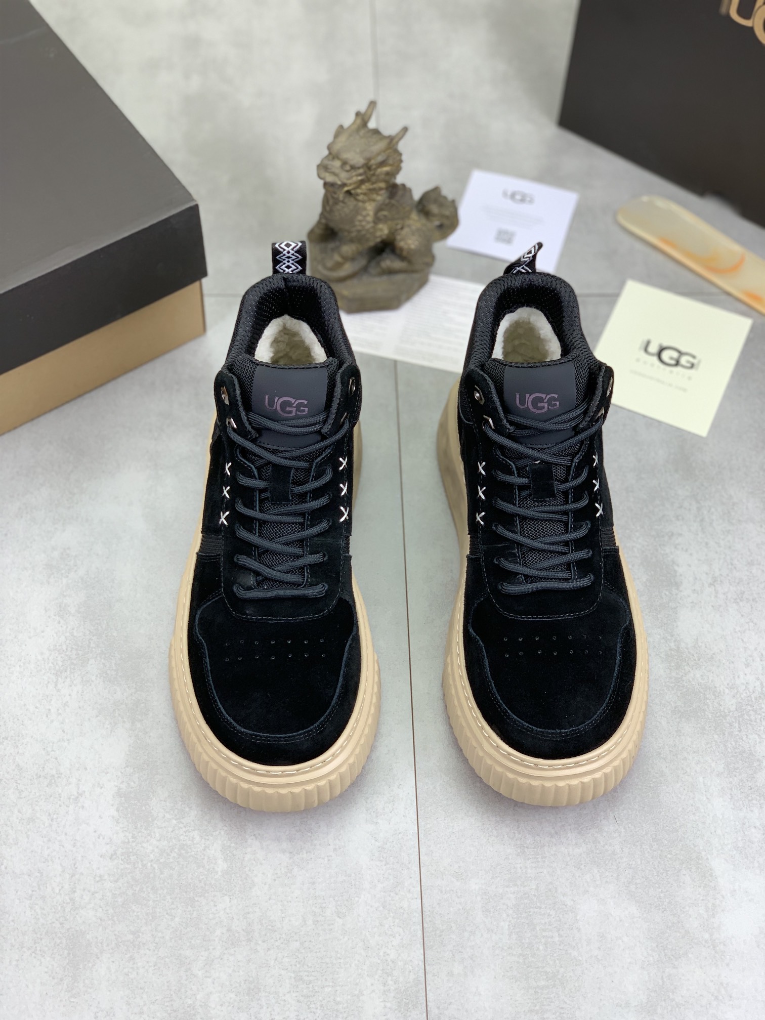 [UGG Men