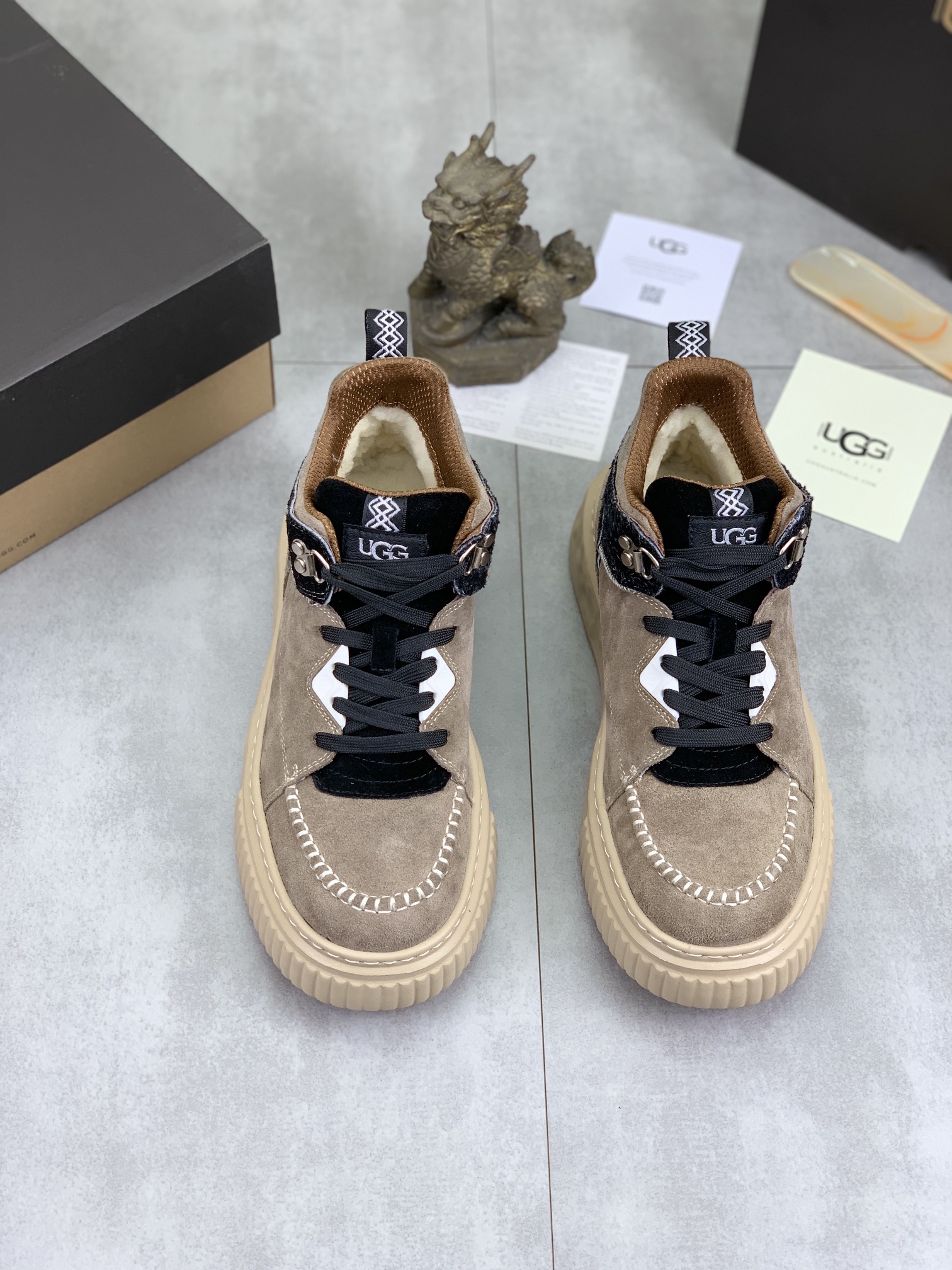 [UGG Men