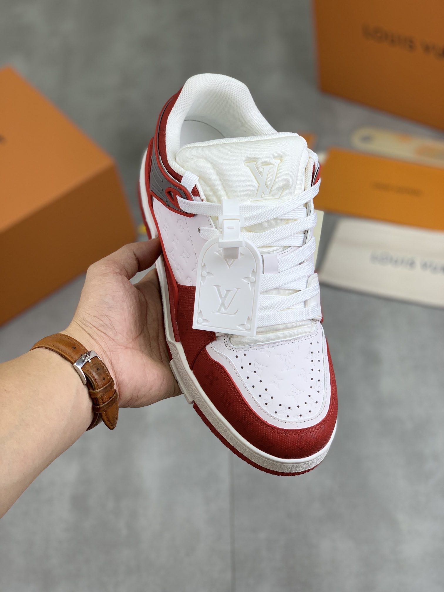 precio de fábrica P420 alta versión lv 24 primavera nuevo trainer2 Louis Vuitton fw entrenadores de 