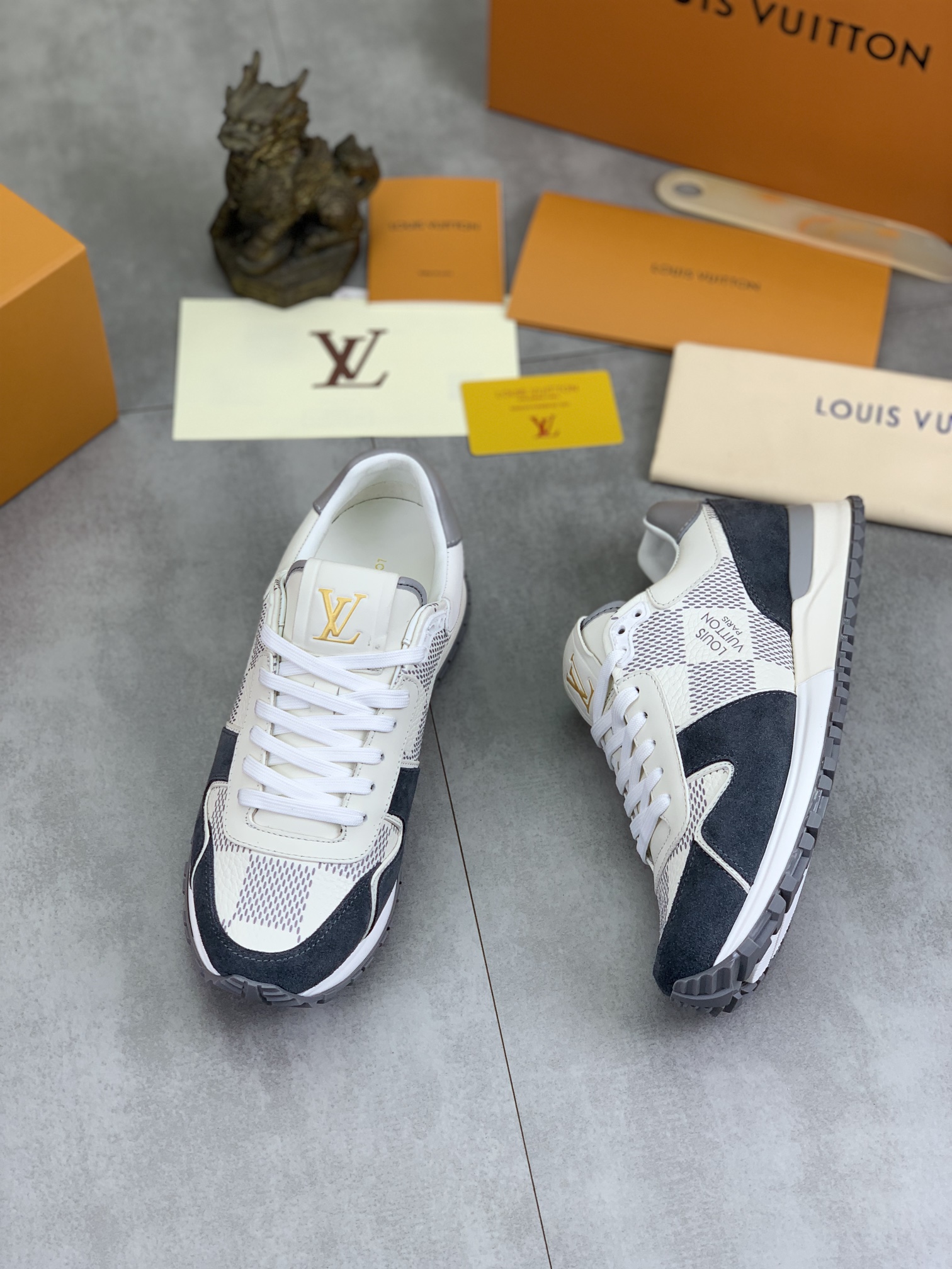 Louis Vuitton Men's Rivoli Sneaker in Damier Ebene, Grey Suede - Size 38-44 6 i1732550904 5526 0