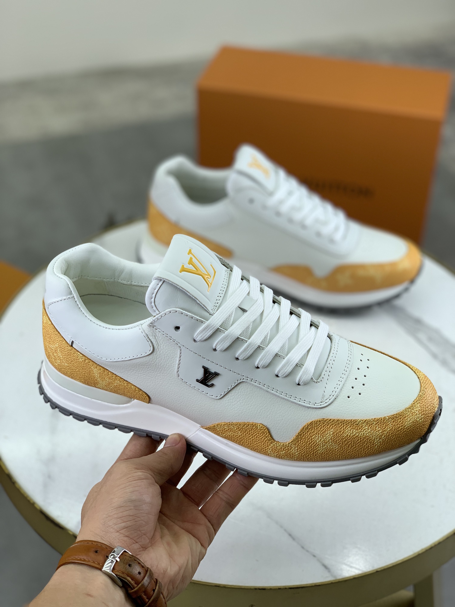 Louis Vuitton Run Away Pulse Sneakers - Leather and Rubber Sole - White 4 i1732550928 7622 0