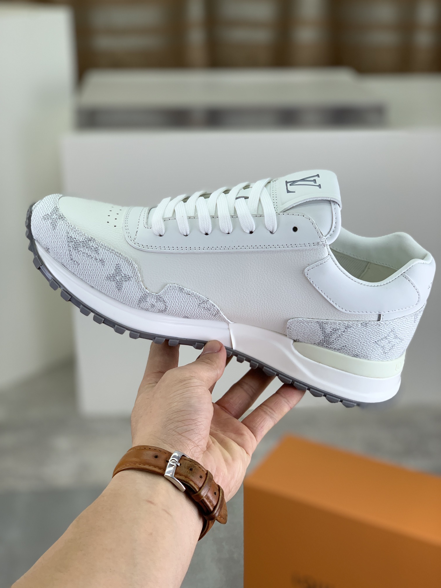 Louis Vuitton Men's White Leather Trainer Sneakers, Size 38-44 7 i1732551050 5215 3