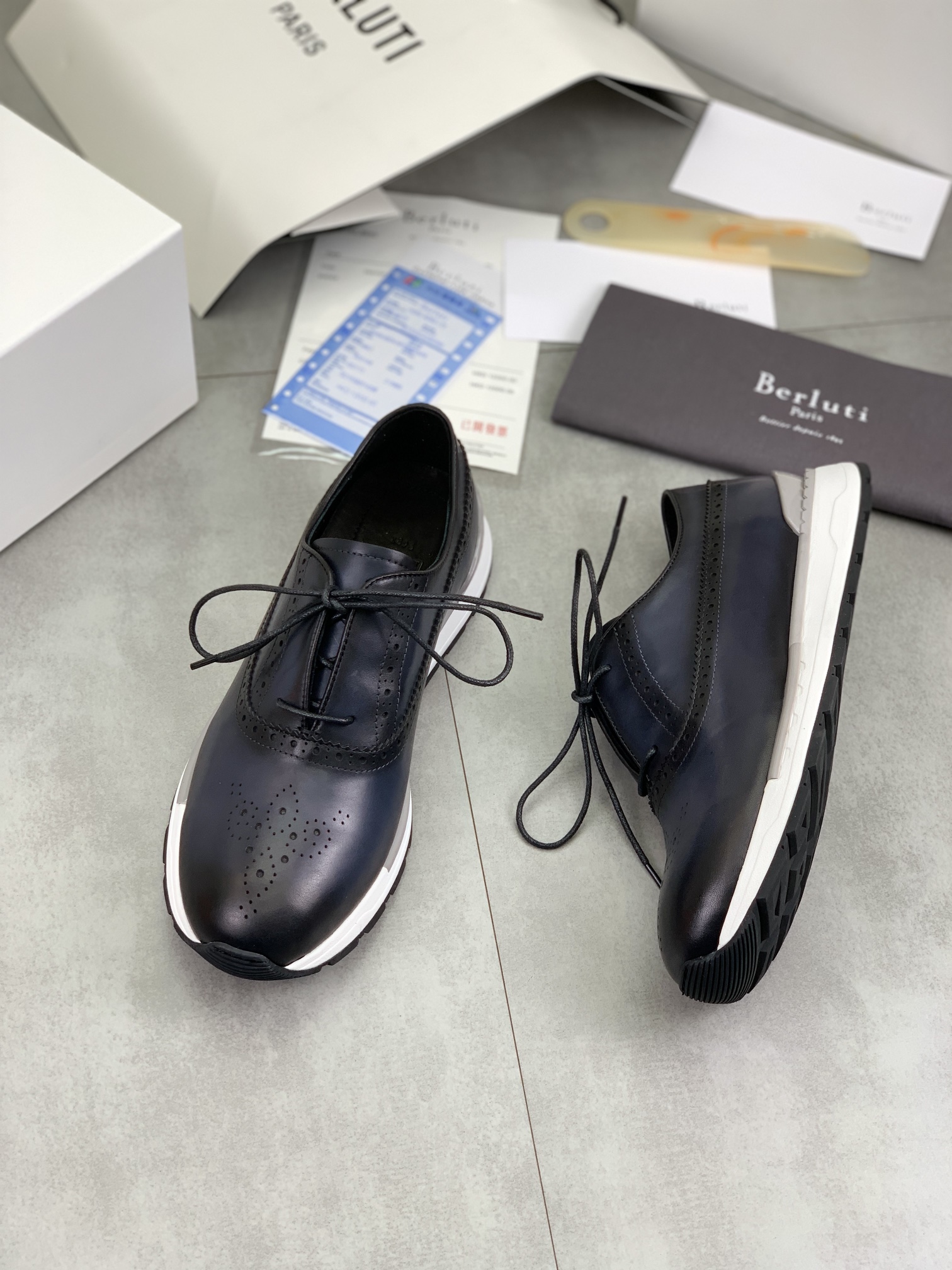 Precio de fábrica P420 versión superior Berluti Bruti zapatos de los hombres deportivos y casuales d
