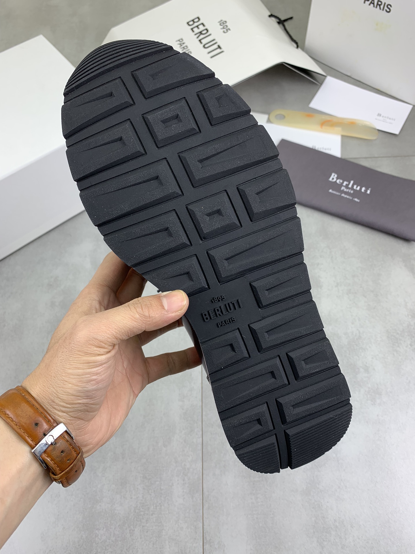 Precio de fábrica P420 versión superior Berluti Bruti zapatos de los hombres deportivos y casuales d