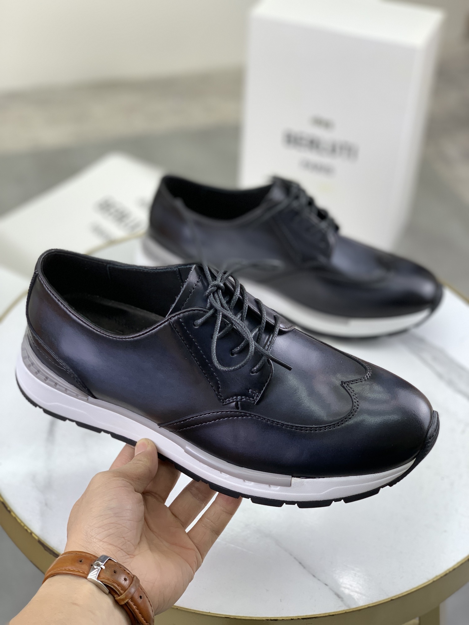 Precio de fábrica P460 versión superior Berluti Bruti zapatos casuales de los deportes de los hombre