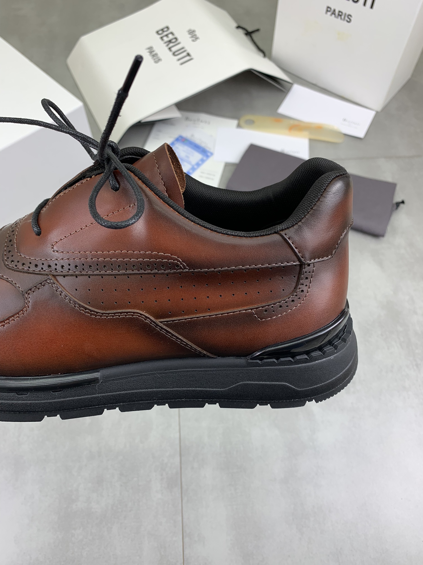 Precio de fábrica P460 versión superior Berluti Bruti zapatos deportivos casuales de los hombres de 