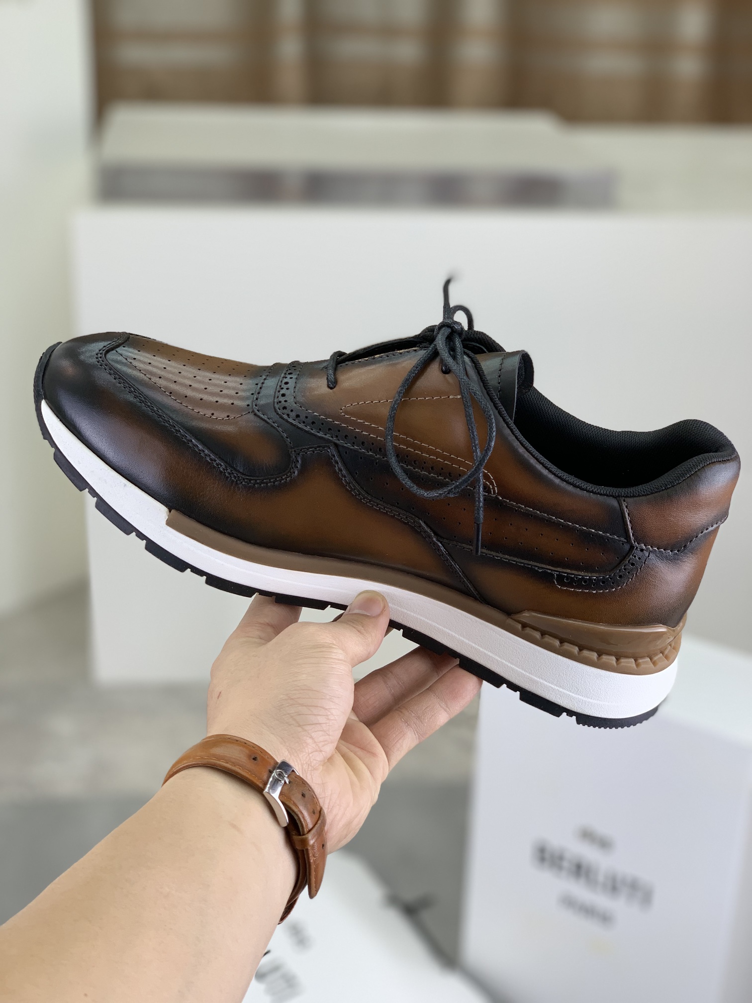 Precio de fábrica P420 versión superior Berluti Bruti zapatos de los hombres deportivos y casuales d