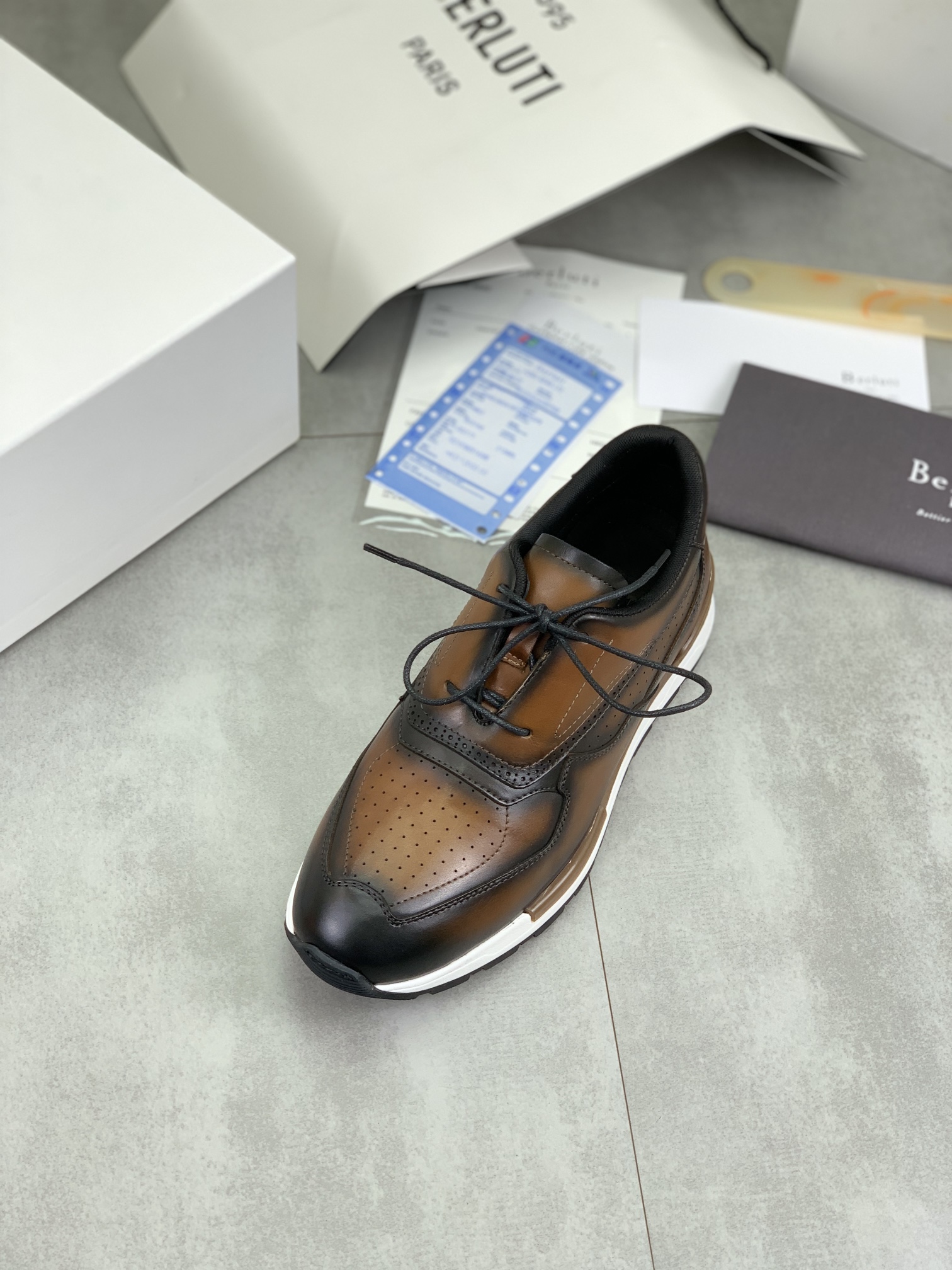 Precio de fábrica P420 versión superior Berluti Bruti zapatos de los hombres deportivos y casuales d