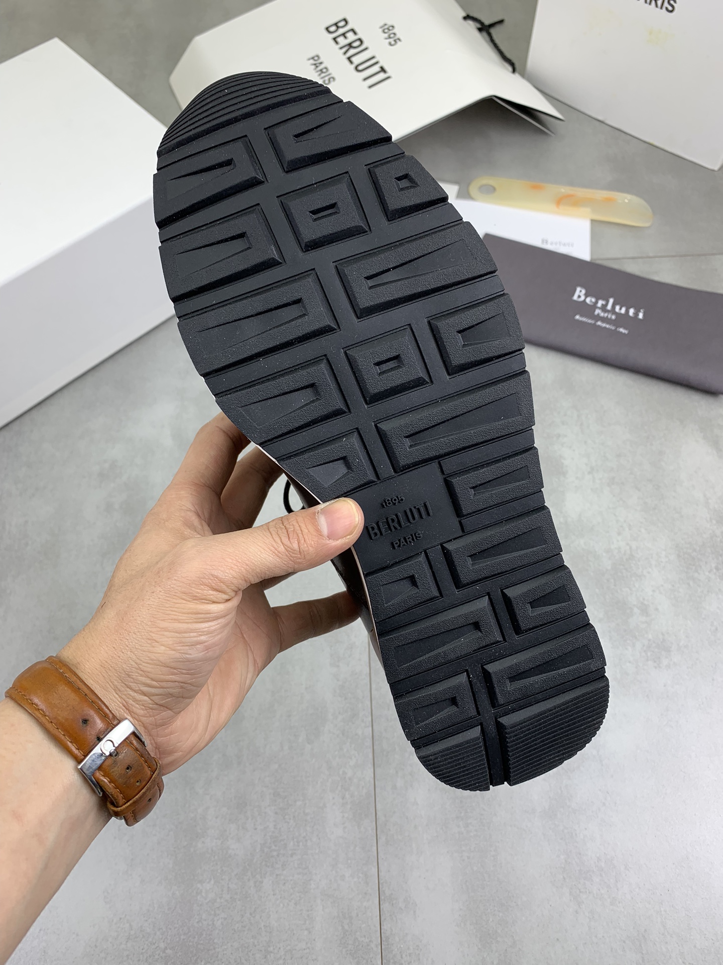 Precio de fábrica P420 versión superior Berluti Bruti zapatos de los hombres deportivos y casuales d