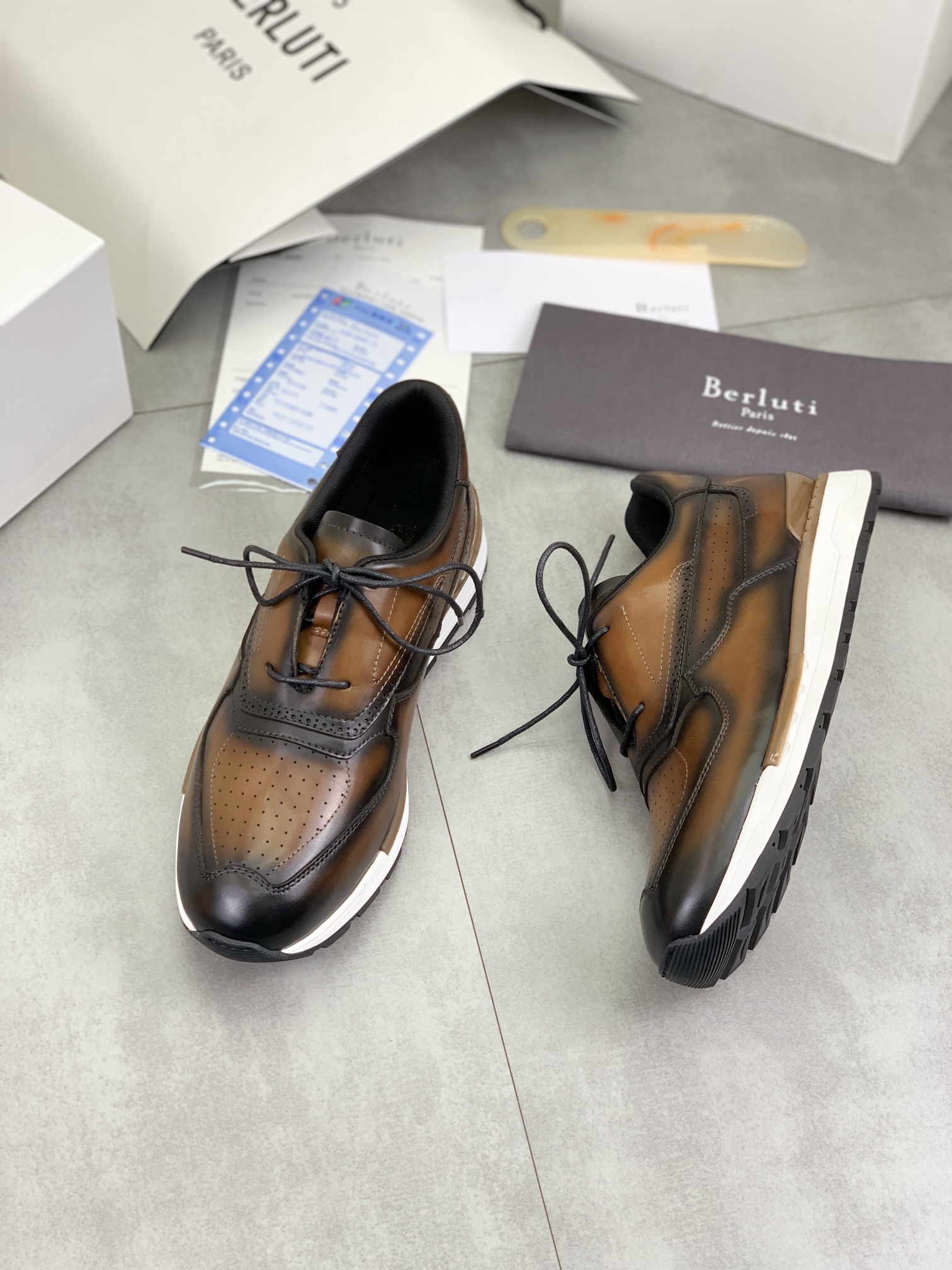 Precio de fábrica P420 versión superior Berluti Bruti zapatos de los hombres deportivos y casuales d