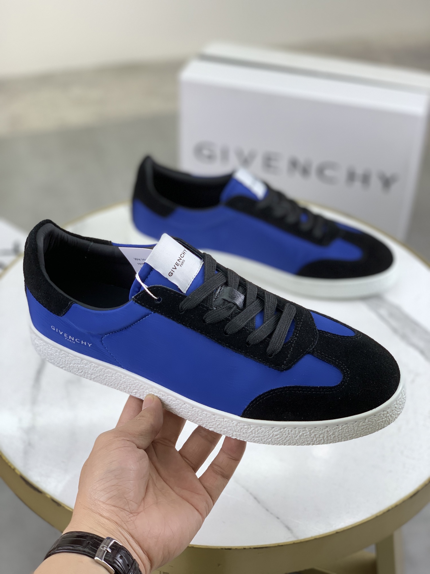 Givenchy Men's Blue & Black Leather Low-Top Sneakers, Size 38-44 4 i1741631209312 3097 0 2