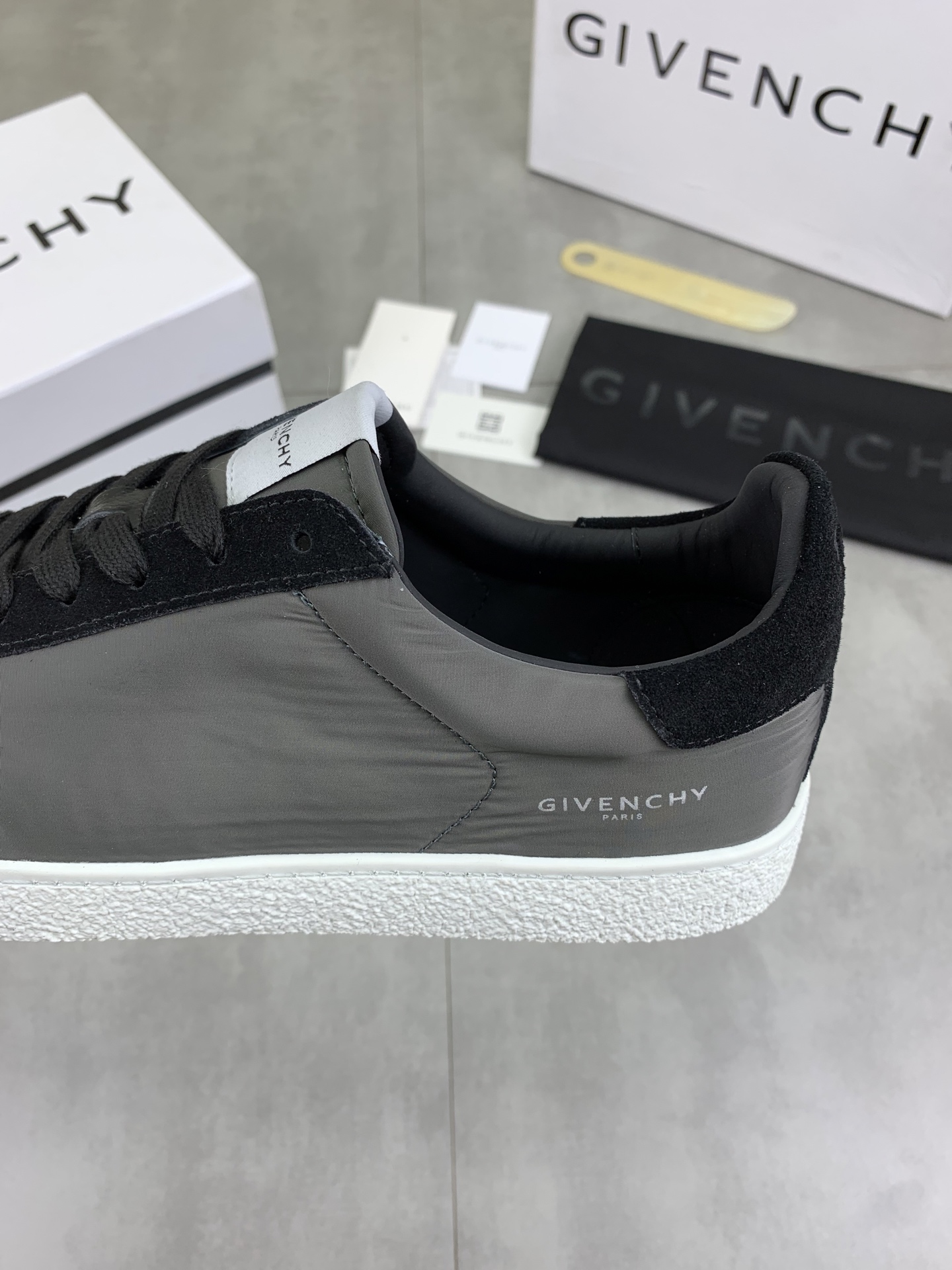 Givenchy Men's City Sport Low-Top Sneakers, Calf Leather, Black, Size 38-44 8 i1741631227229 4903 0 6