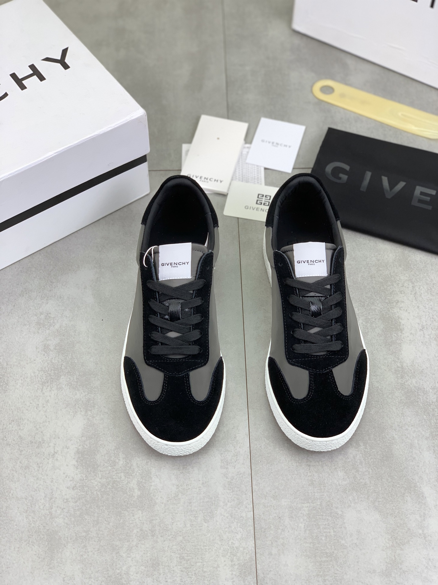Givenchy Men's City Sport Low-Top Sneakers, Calf Leather, Black, Size 38-44 3 i1741631229378 40 0 1