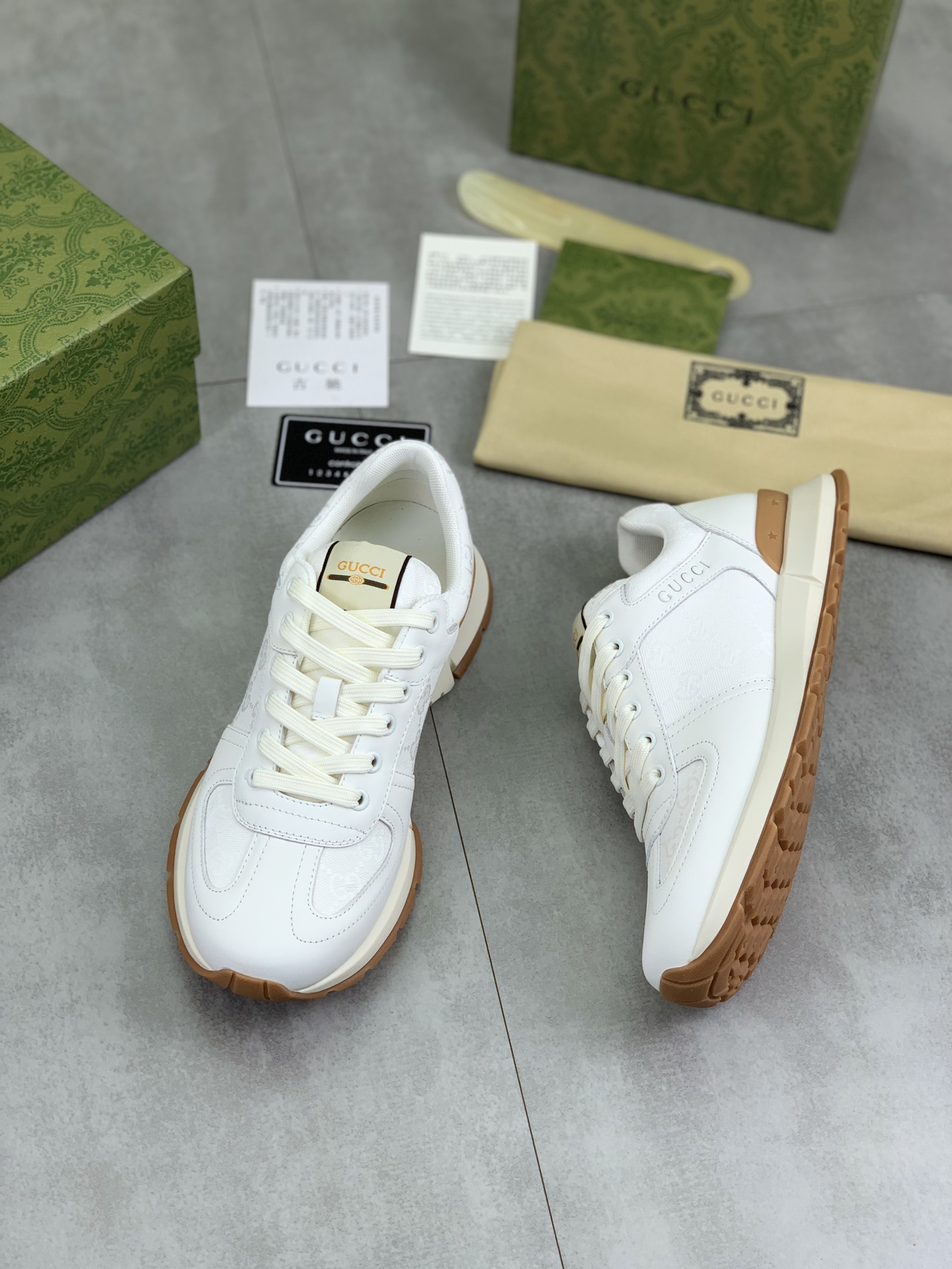Gucci Men's White Leather and Technical Canvas Lace-Up Sneakers 6 i1742312485899 7082 0 4