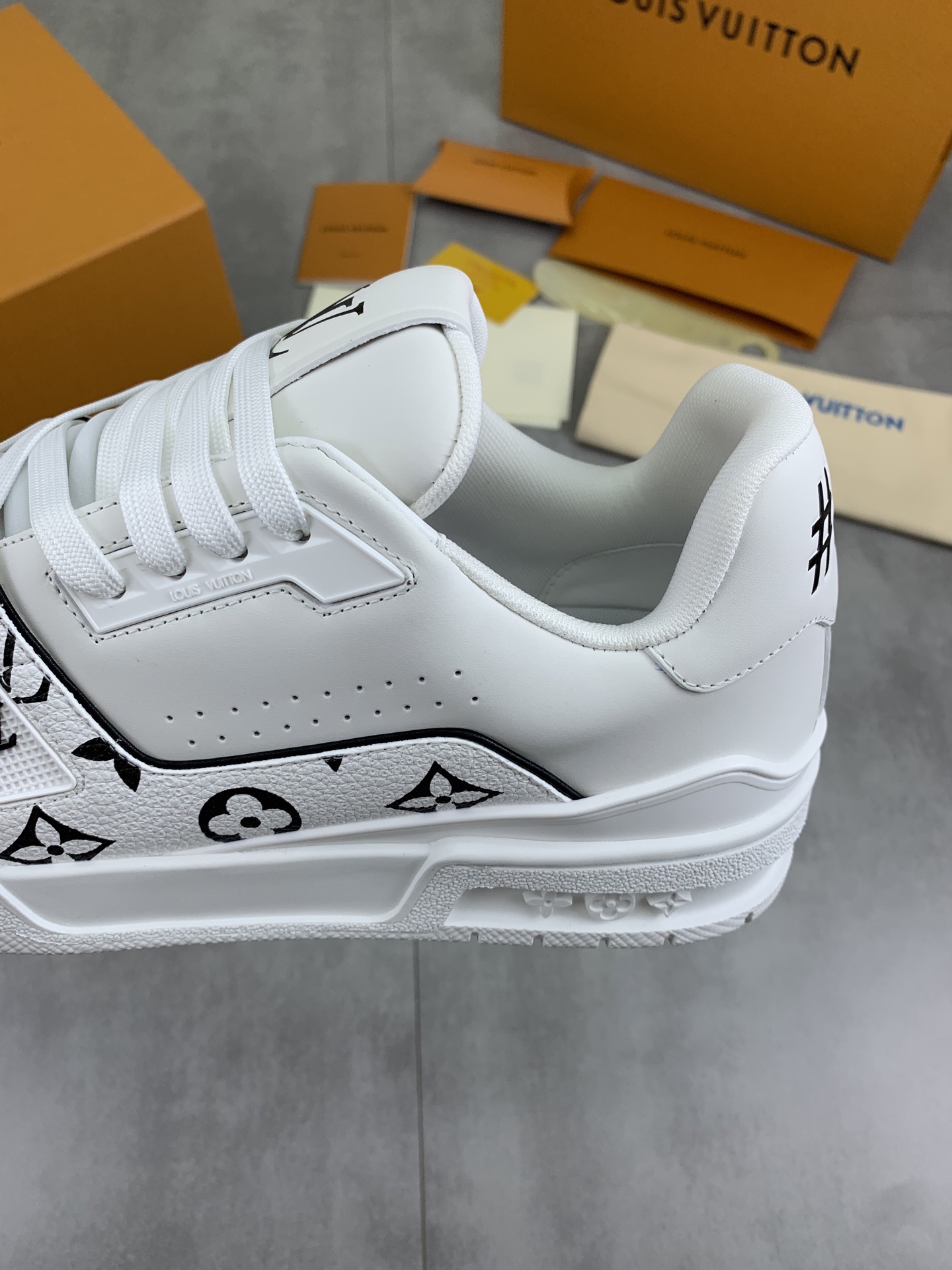 Louis Vuitton High-Top Sneakers in White Leather with Monogram Design 8 i1743269371561 2073 0 6