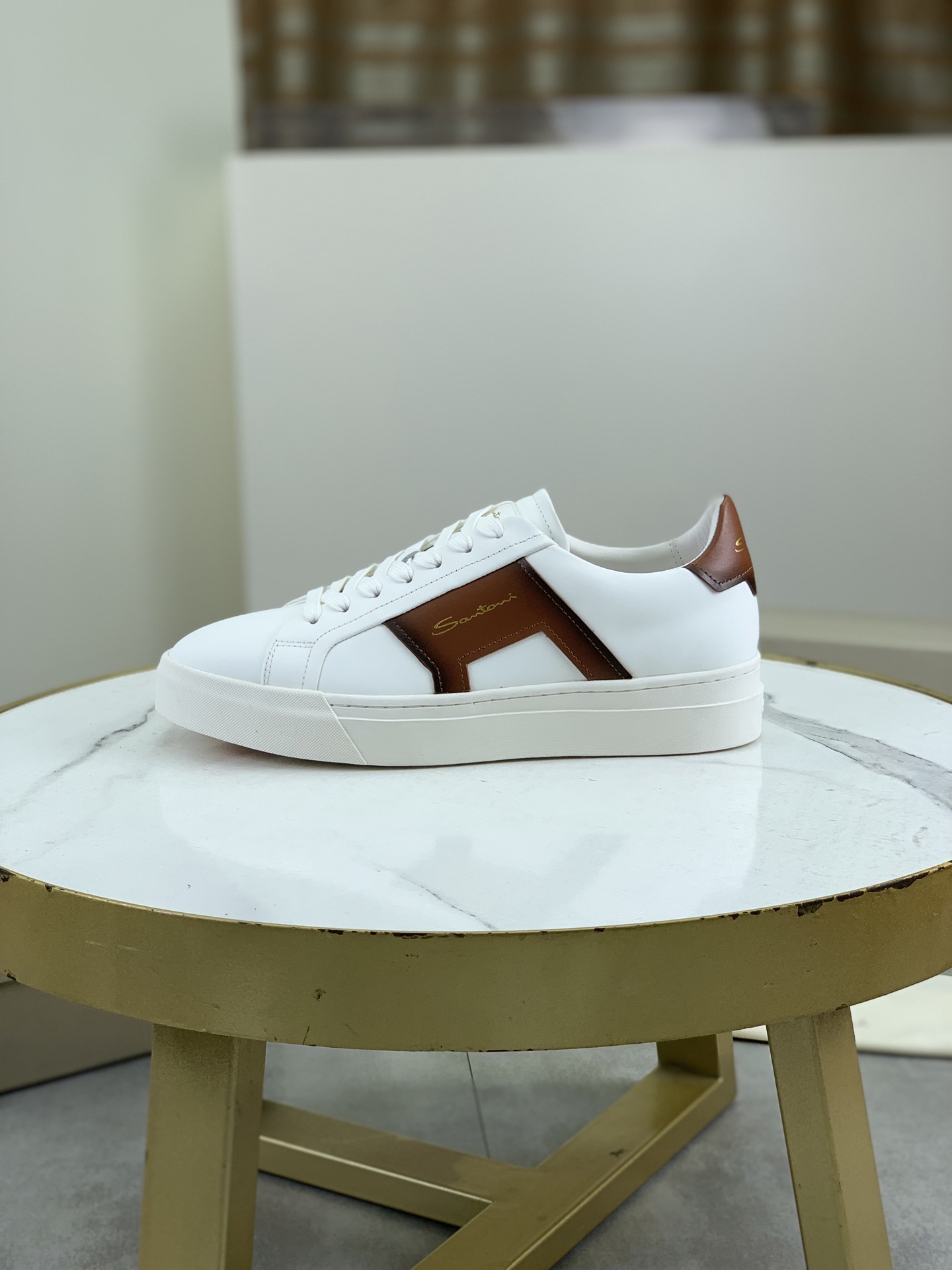 NO:276558,Top version Santoni (Santoni) Italian men's handmade calfskin shoes shipped!  Each pair of shoes from this Italian pure handmade shoe brand is simple and classic, and it is very comfortable and versatile on the feet!  It is not accurate to describe the Italian shoe brand Santoni as a 