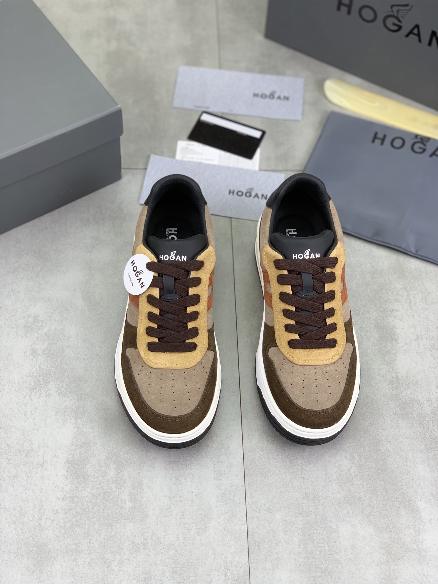 Hogan H630 Series Men's Leather Sneakers Retro Basketball Style Size 39-44 3 i1744215751752 8860 0 1