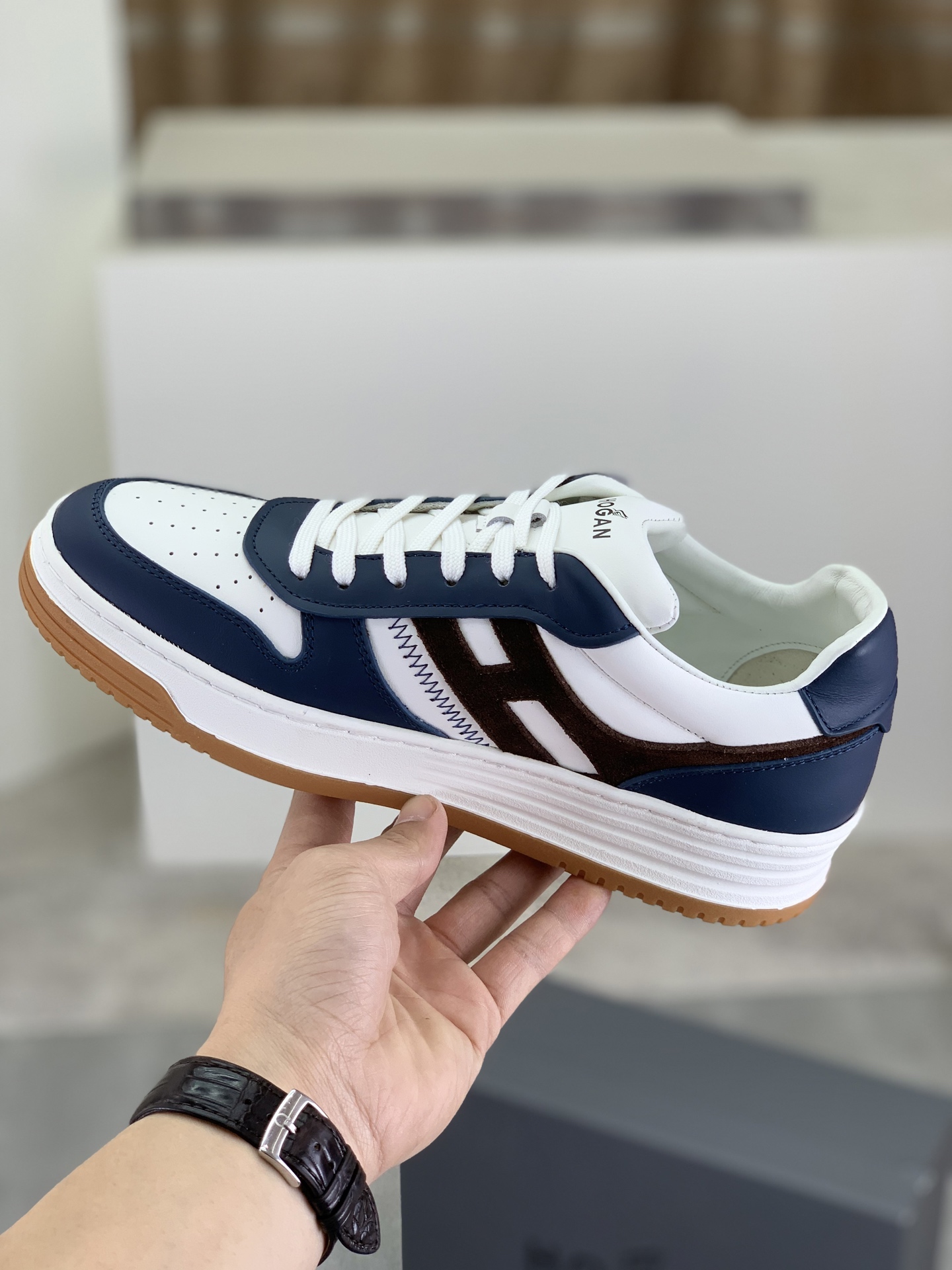 Hogan H630 Series Men's Sneakers with Leather and EVA Sole, Sizes 39-44 7 i1744215791025 2780 0 5
