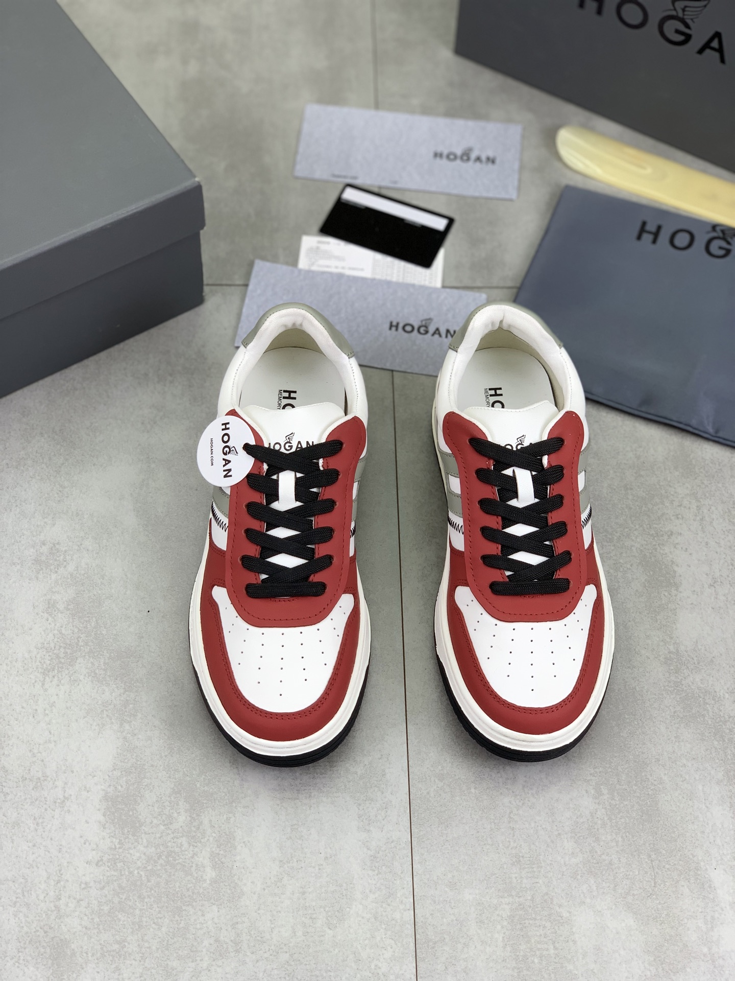 Hogan H630 Series Leather Sneakers Retro Style Lightweight EVA Sole 3 i1744215909553 8995 0 1