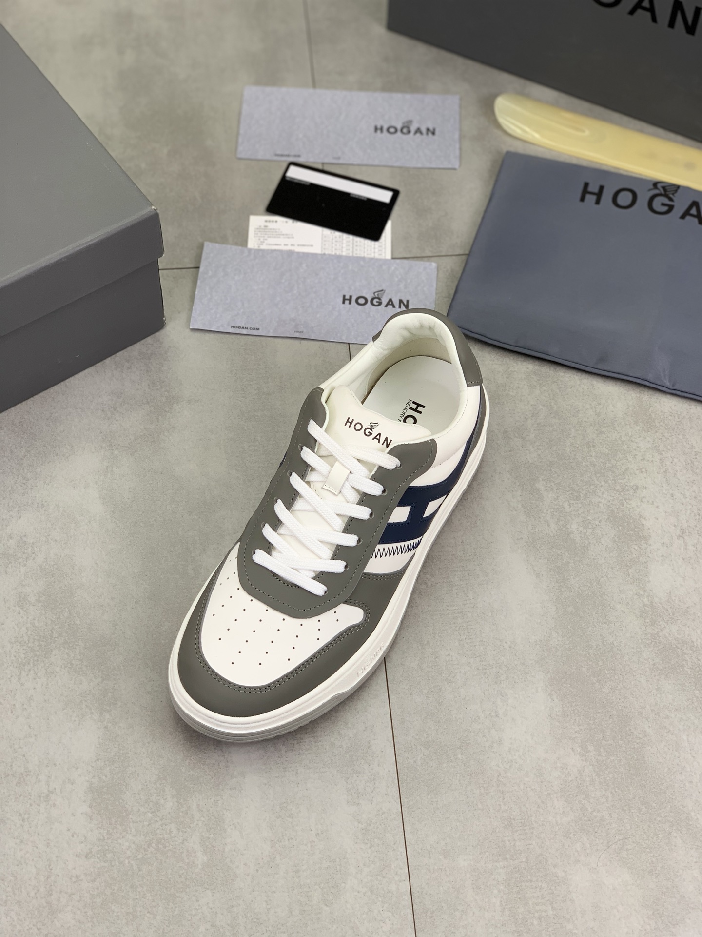 Hogan H630 Series Sneakers, Leather Upper, Retro Style, Available in Sizes 39-44 5 i1744215954654 3064 0 3