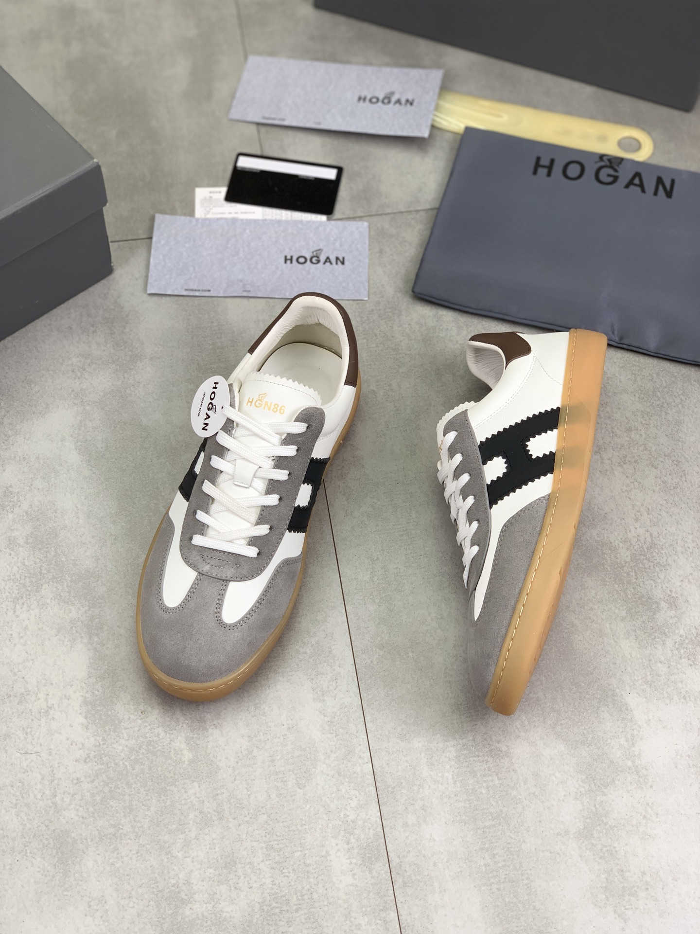 Hogan H630 Series Leather Sneakers Retro Basketball Style for Men 6 i1744216262934 5329 0 4