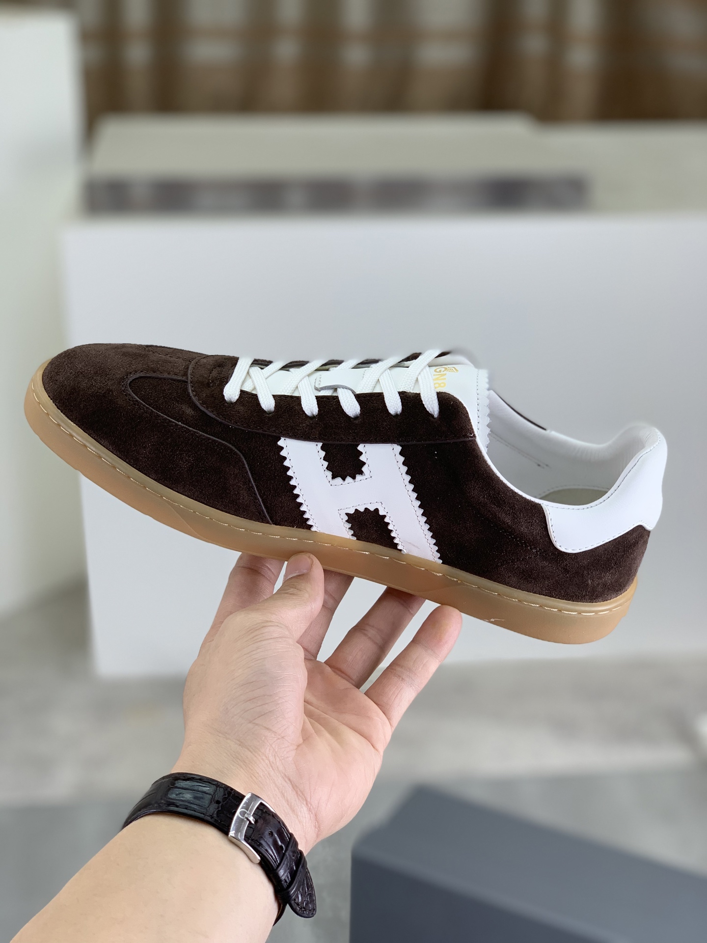 Hogan H630 Series Brown Leather Sneakers With 'H' Logo Size EU 39-44 7 i1744216332678 9860 0 5