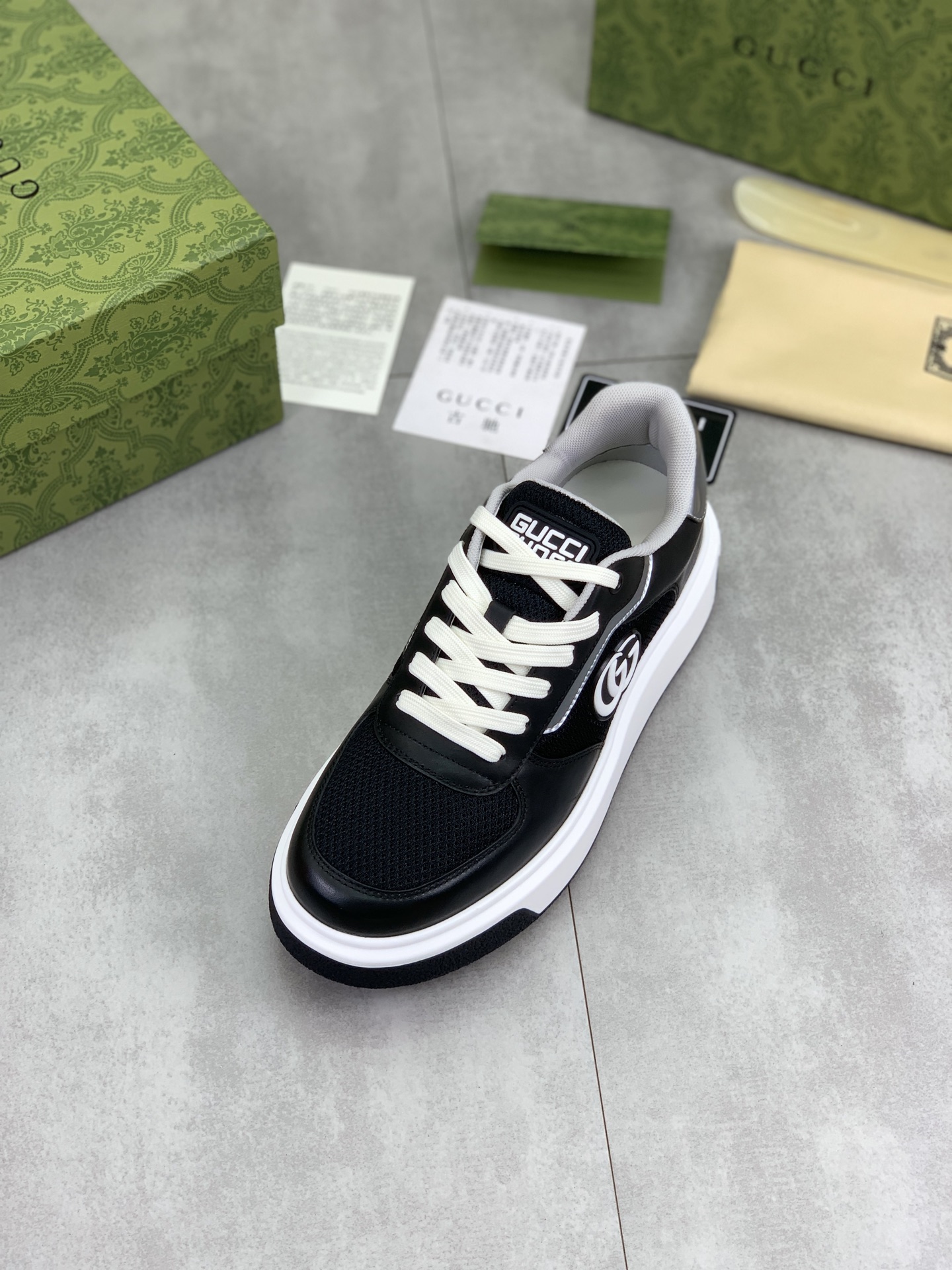 Gucci Leather Sneakers with Interlocking G - Italian Craftsmanship 5 i1746379208177 5980 0 3