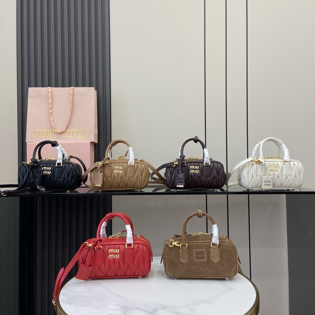 Miu Miu Product _dk4qfNm7prPsqlqax7yXSp_u7lOKepLD-A6Mhiw