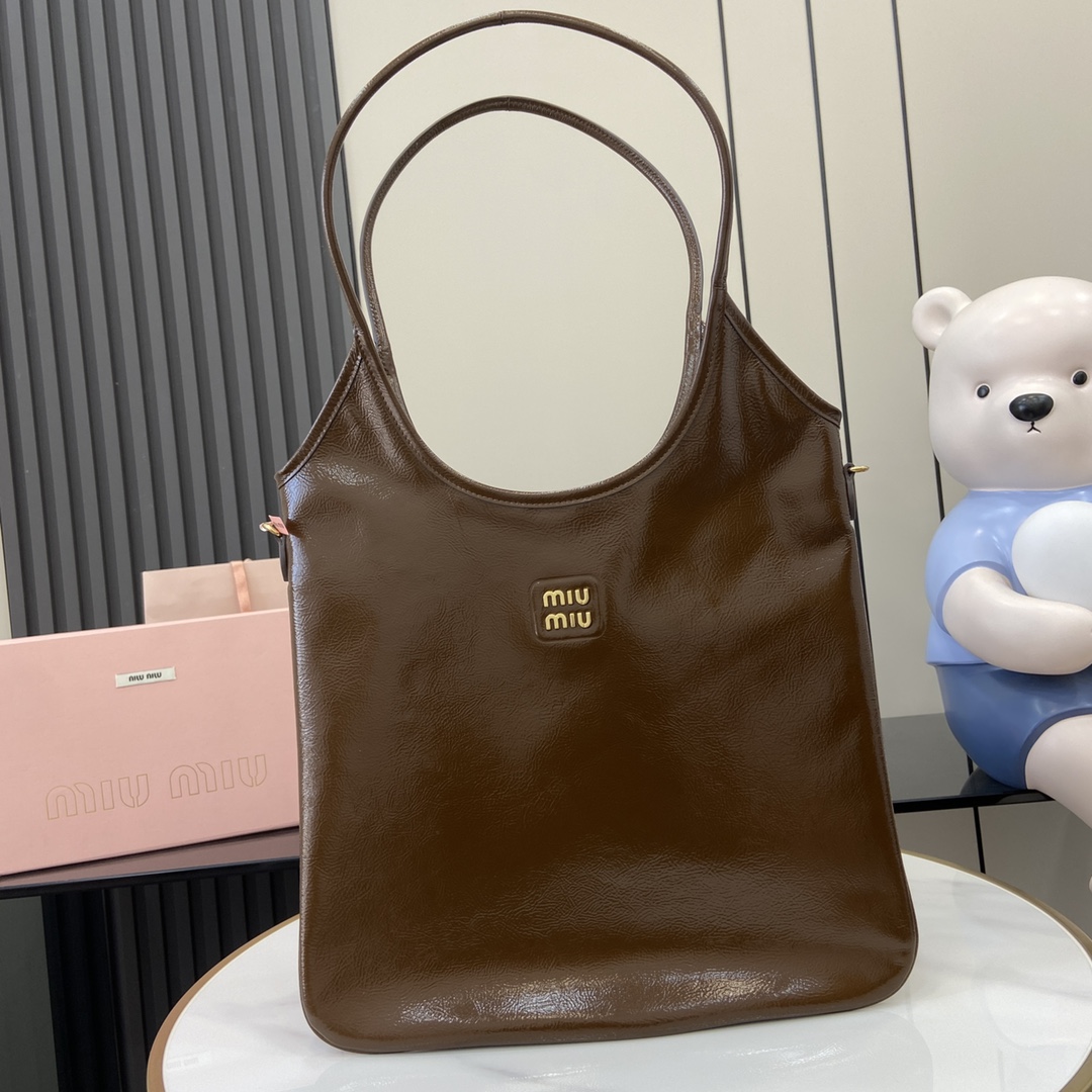 Miu Miu Product _didqfRIZZspEGma33cMFlMzkXYJARLDYIllz-Sg