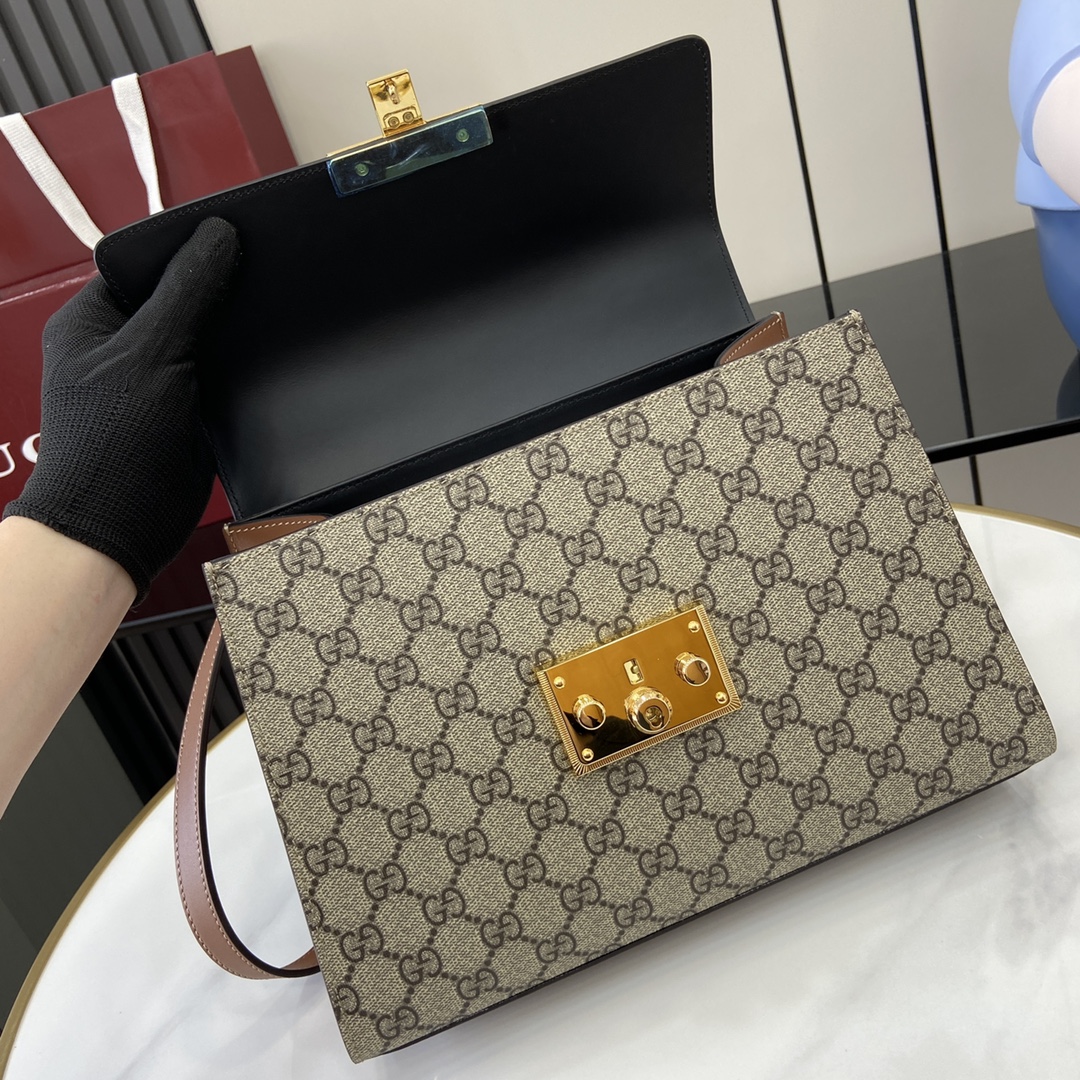 Coach G家 新款。市场 独家控货，专/柜品质 采用进口牛皮， 五金 做工。 独家 照