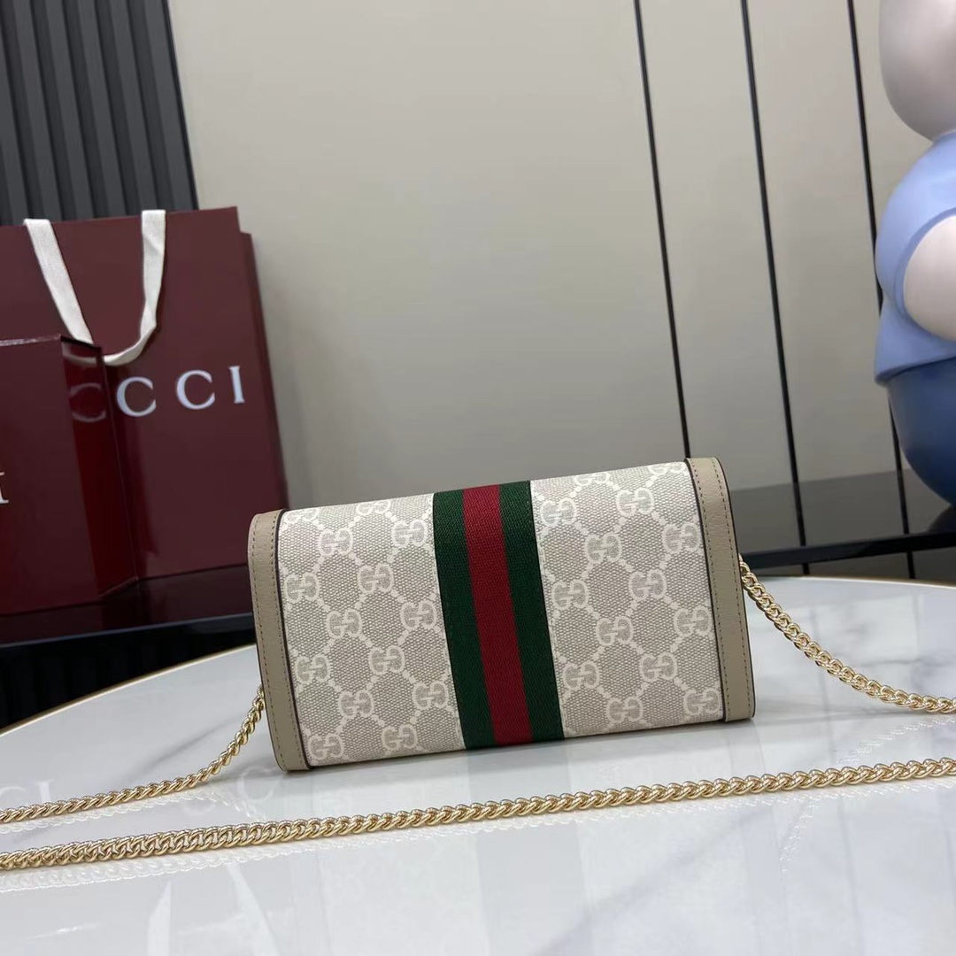 Портмоне Gucci с цепочкой и монограммой