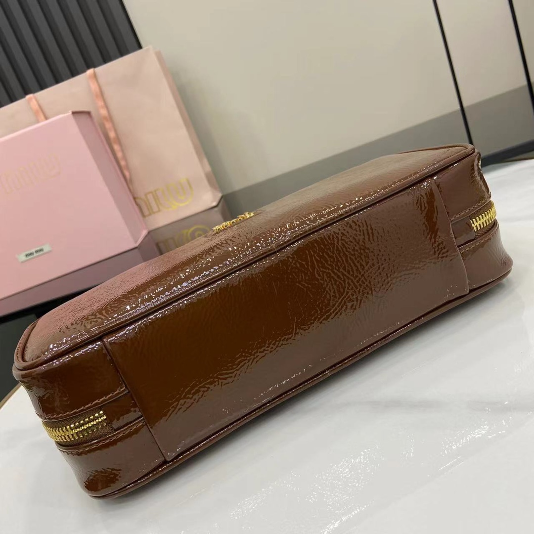 Miu Miu Beau Handbag: Retro Style, Modern Flair - Top Grain Leather, Brown 5 i1744915088 1265 0