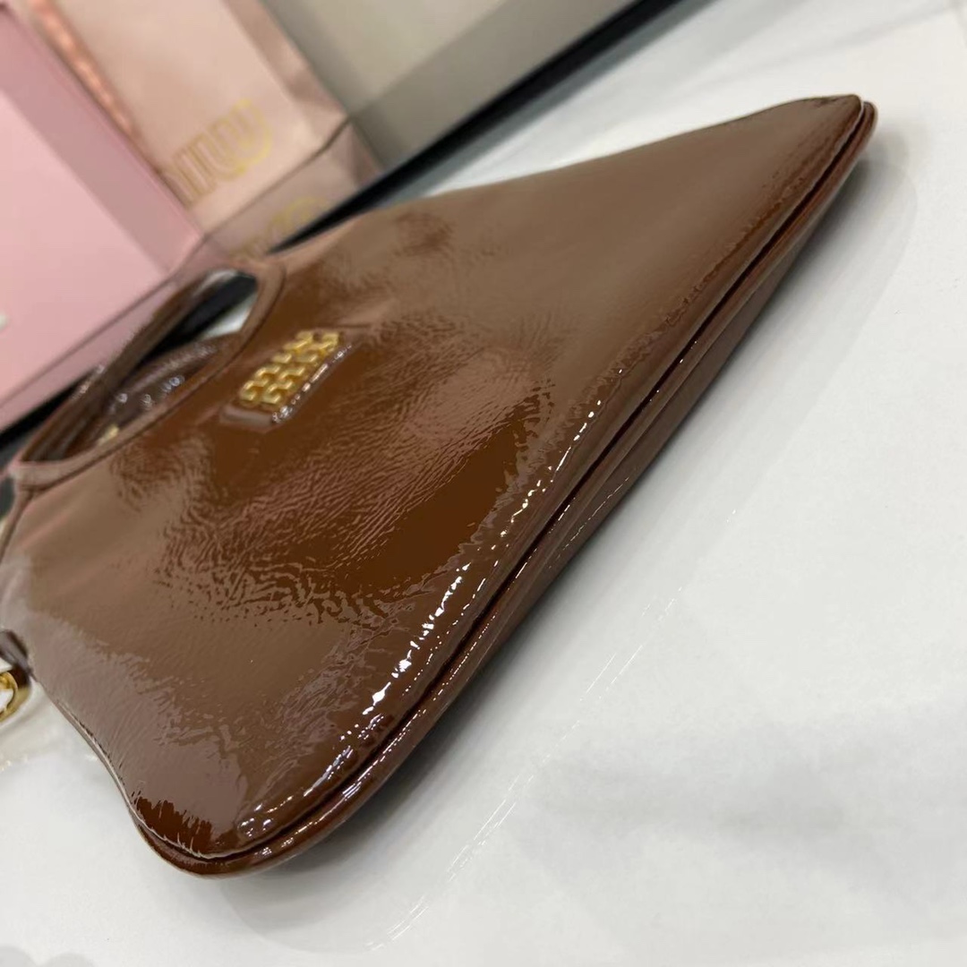 Miu Miu Mini Tote Bag - Chic & Versatile, 20.5x9x24cm - Brown Leather 5 i1744915751 712 1