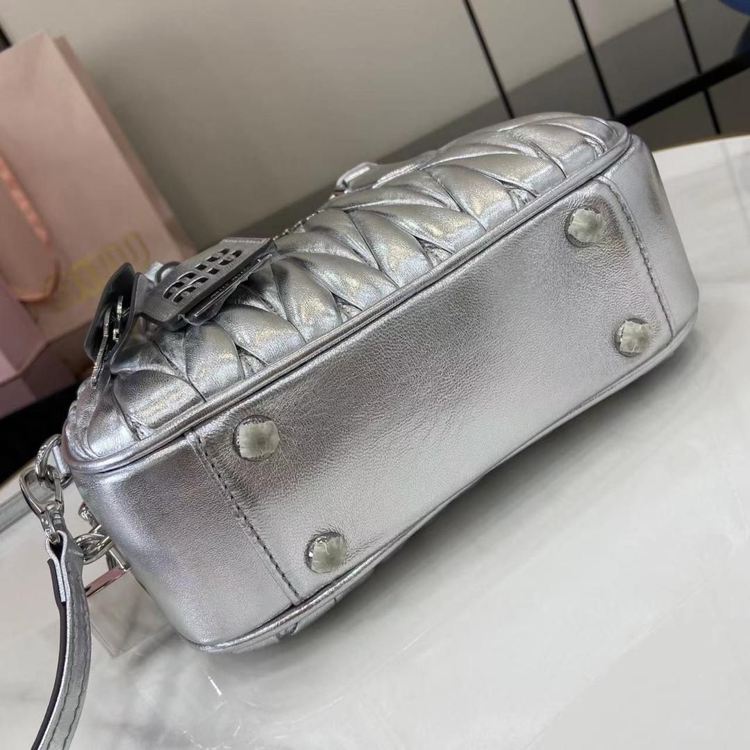 Arcadie Matelasse Silver Leather Bowling Baguette with Adjustable Strap 5 i1745136965 6906 2