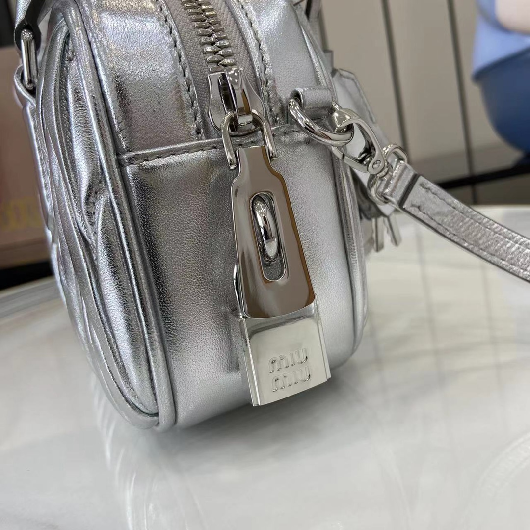 Arcadie Matelasse Silver Leather Bowling Baguette with Adjustable Strap 8 i1745136965 986 1
