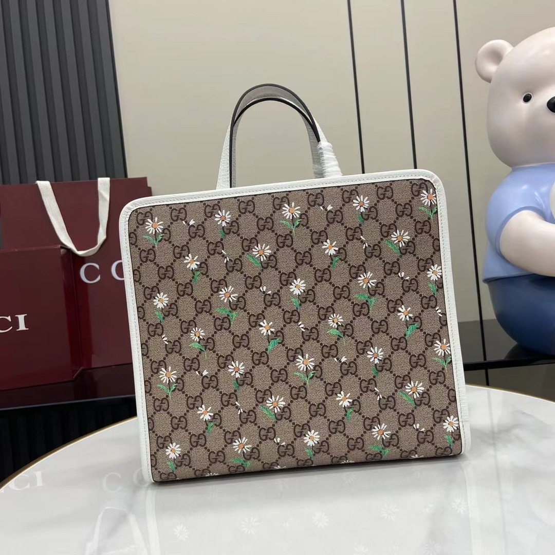 Gucci Supreme Floral Print Tote Bag - Stylish & Durable, Perfect for Everyday Use 2 i1745159347 5014 8