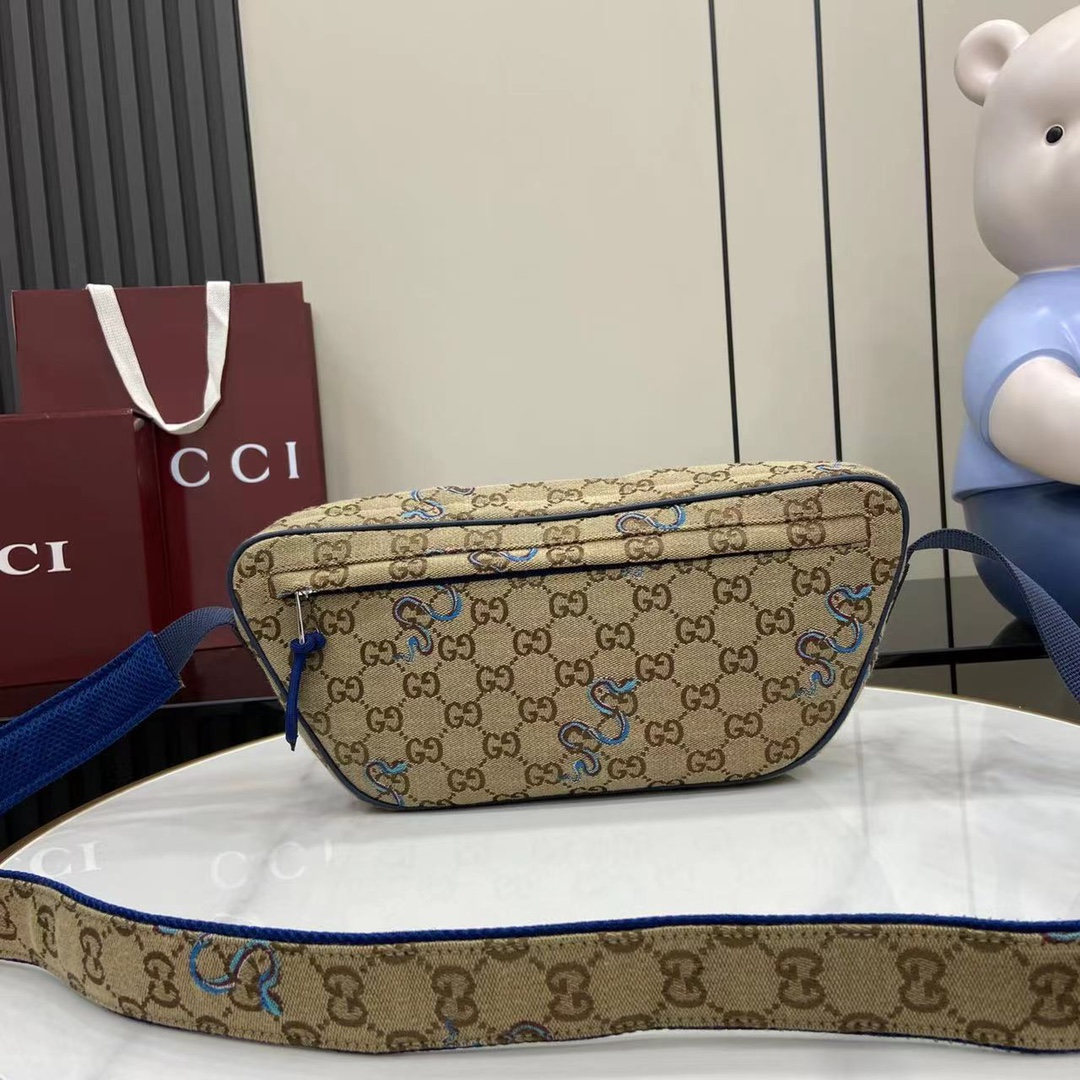 Gucci Original Canvas Backpack with Snake Embroidery - Beige & Brown 4 i1745258170 5142 1