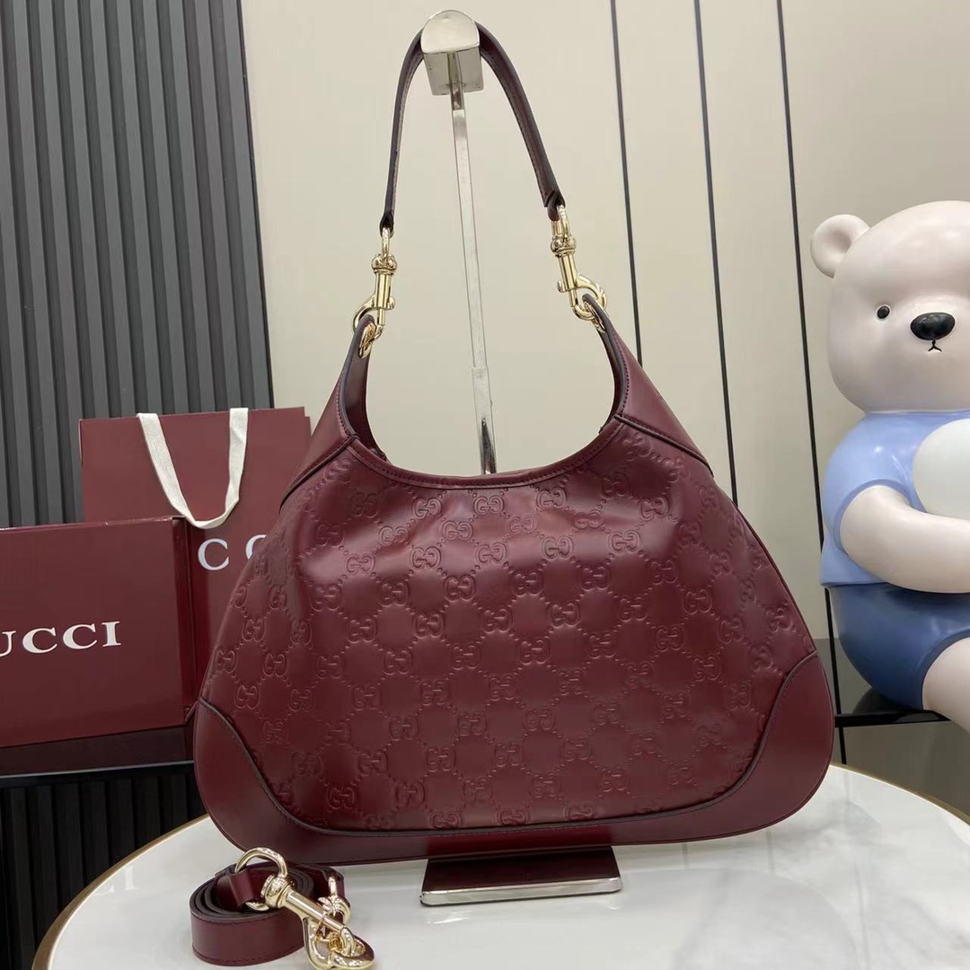 Gucci Body Embossed Leather Shoulder Bag - Iconic Design, Ancorra Red 4 i1745258546 5044 1