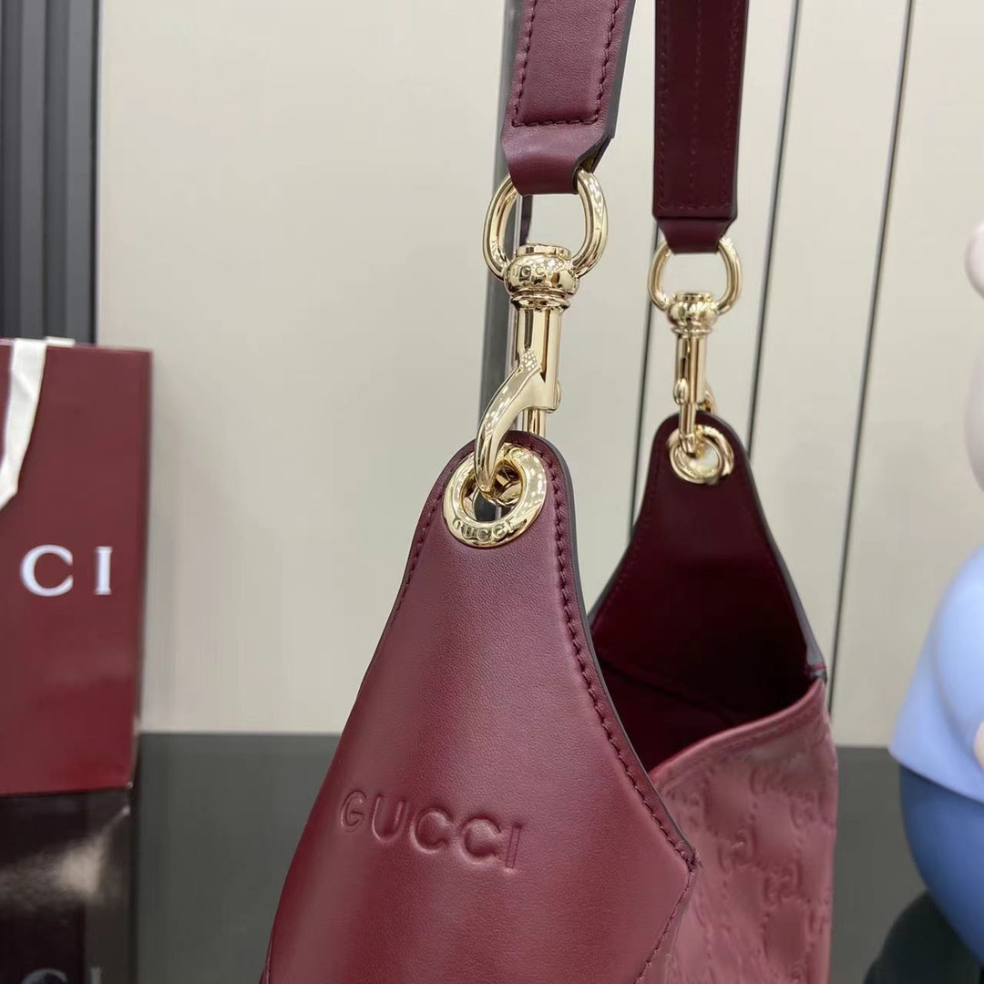Gucci Body Embossed Leather Shoulder Bag - Iconic Design, Ancorra Red 7 i1745258546 5809 0