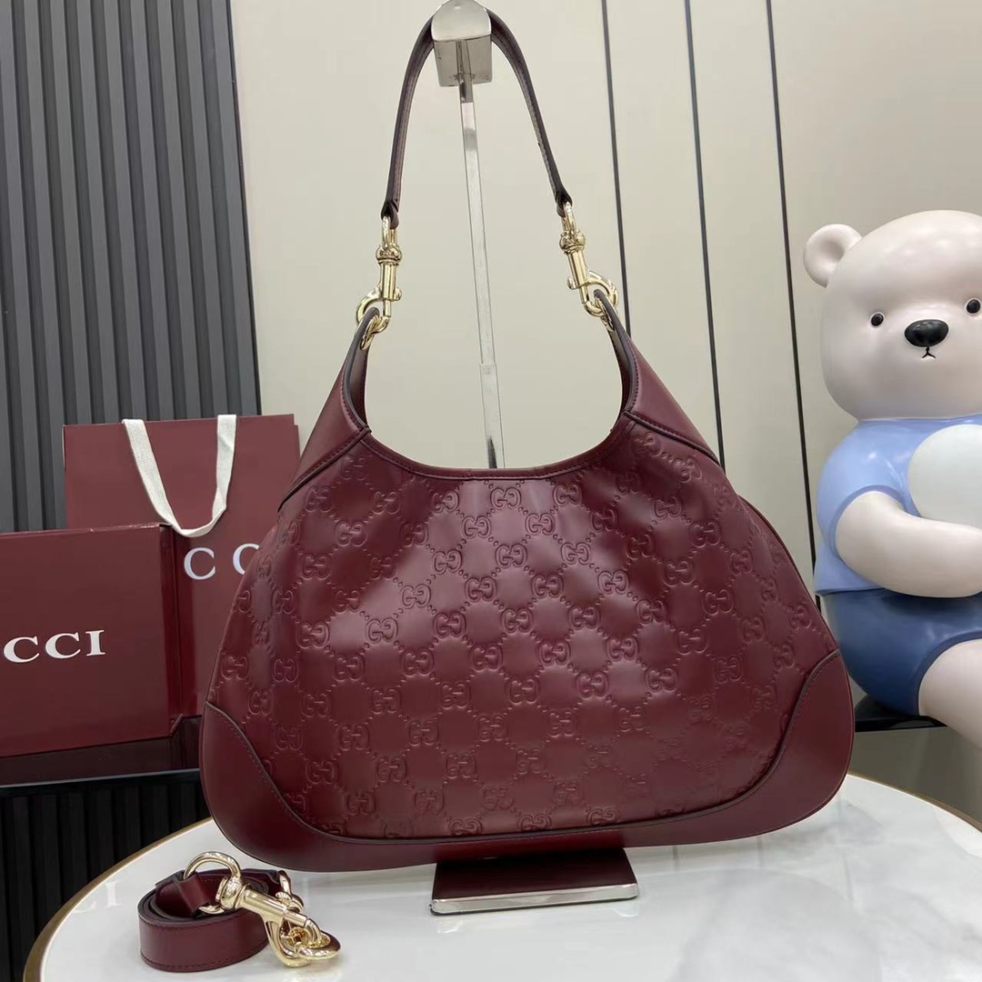 Gucci Body Embossed Leather Shoulder Bag - Iconic Design, Ancorra Red 2 i1745258546 9365 5