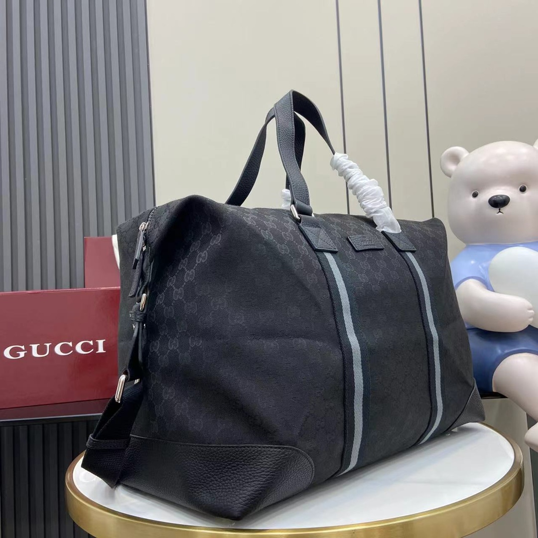 Путевая сумка Gucci с монограммой