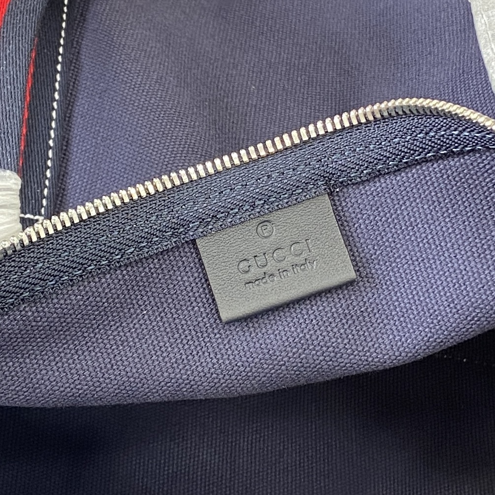 Gucci 新品以自由、活力与社群为主题 2025春夏系列焕新呈献多款旅行单品和男士包袋