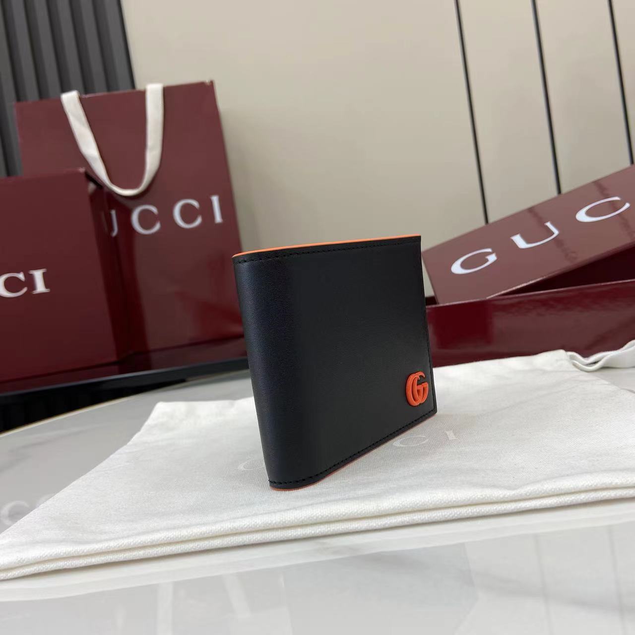 Портмоне Gucci с логотипом GG