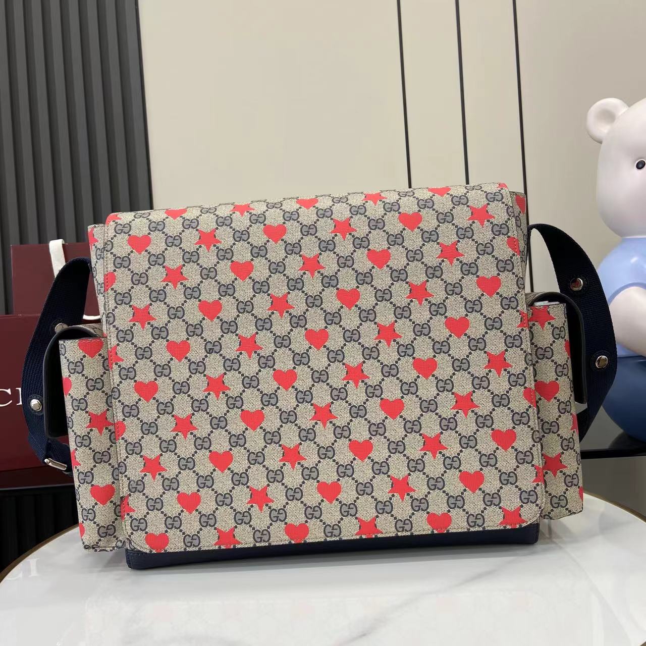 Supreme 新品The children‘s Cruise 2025系列呈现了一系列深受喜爱的主题
